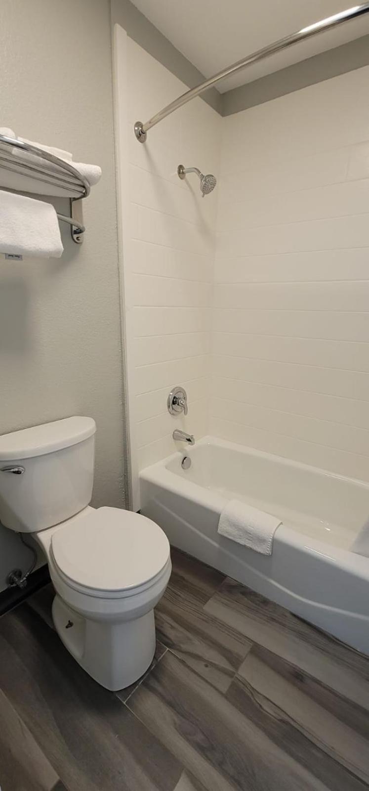 Green Country Inn photo 9