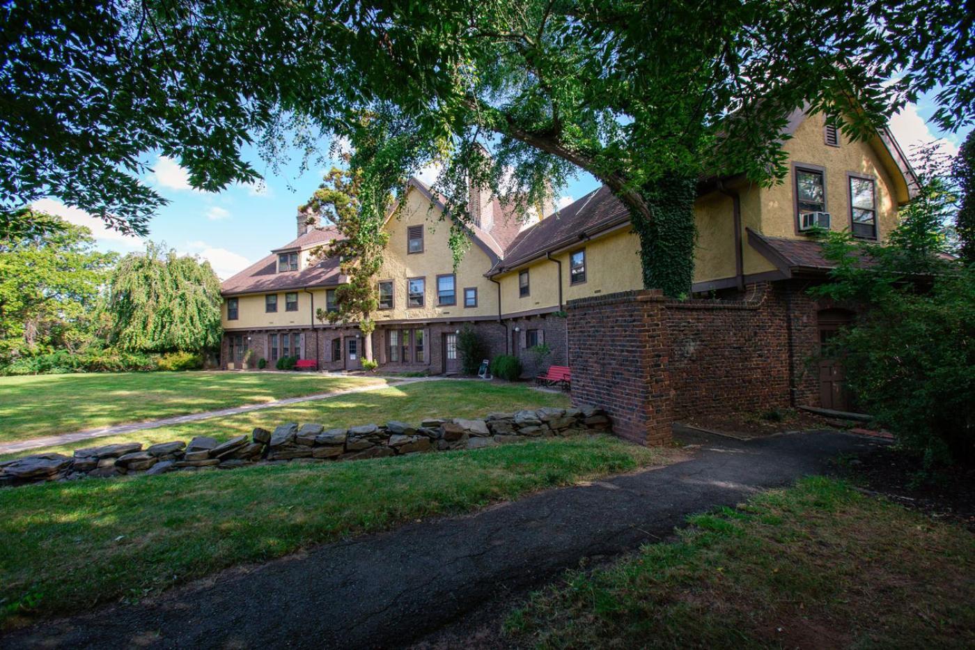 Rutgers University Inn and Conference Center — hotel in New Brunswick