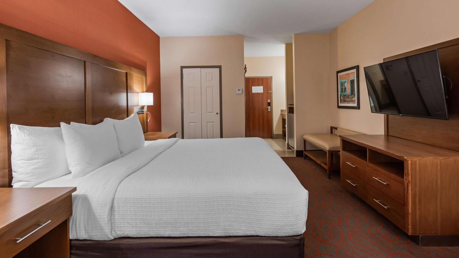 Best Western Cannon A.F.B. photo 17