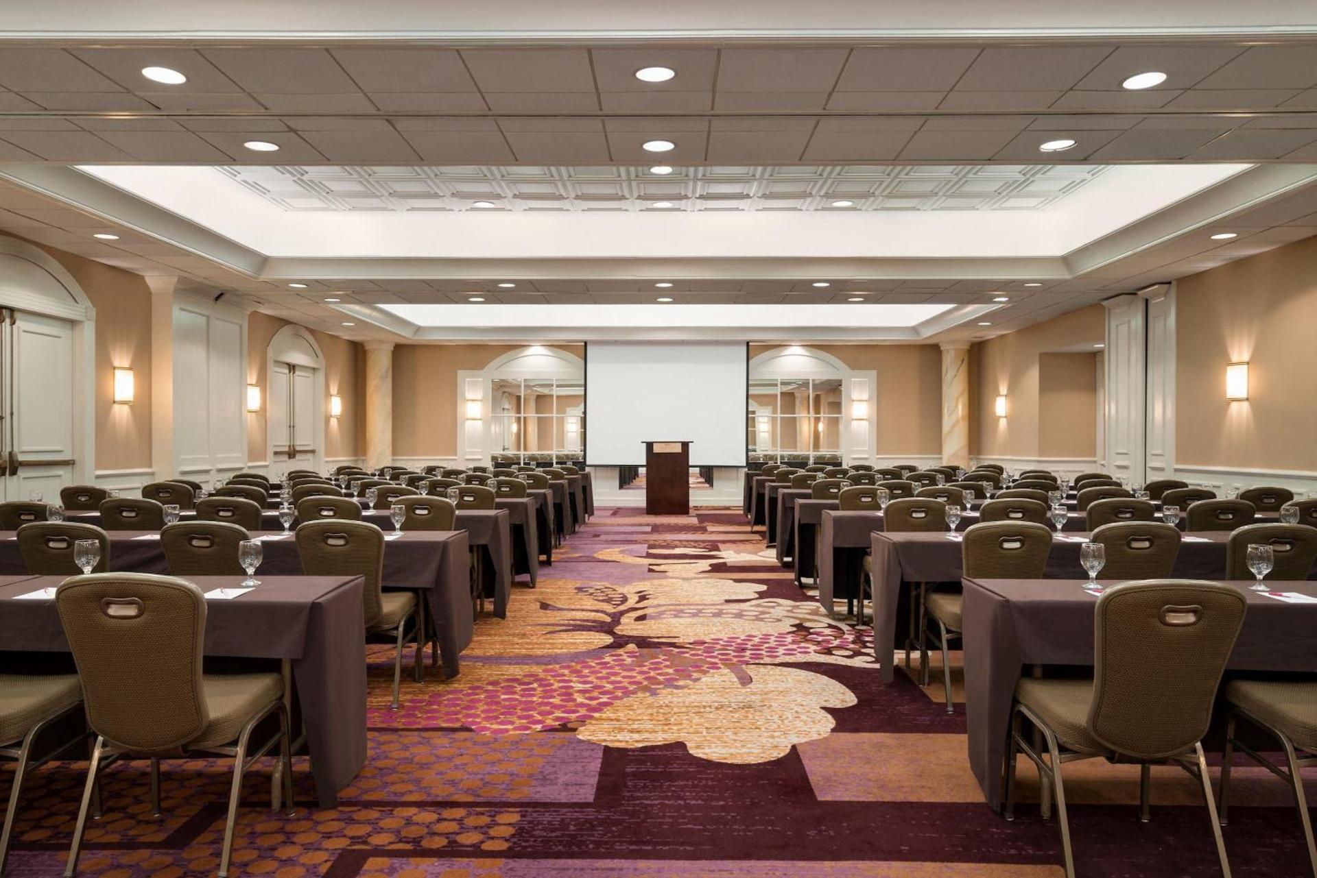 Crowne Plaza Englewood by IHG photo 28