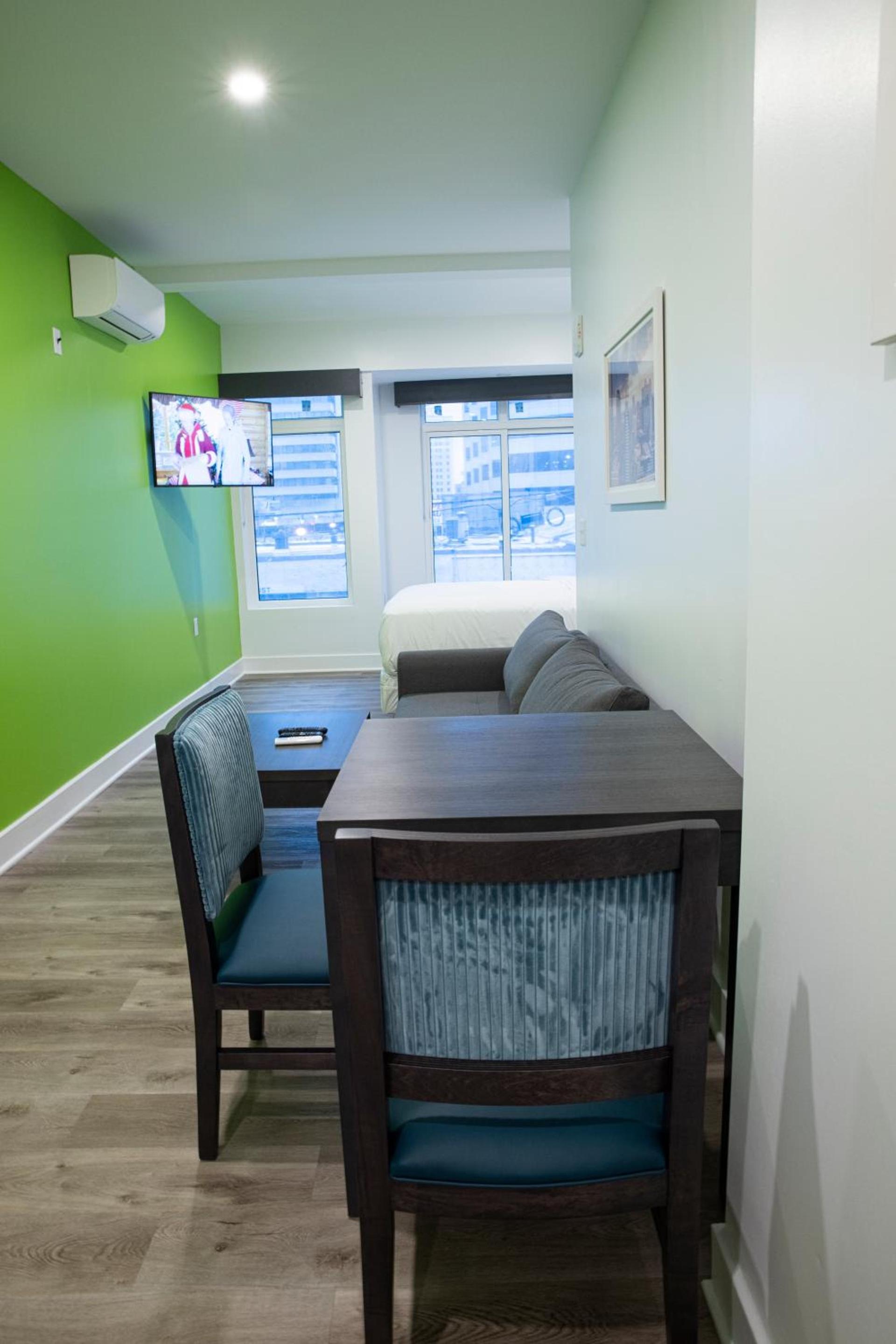 Peachtree Suites - Jersey City photo 9