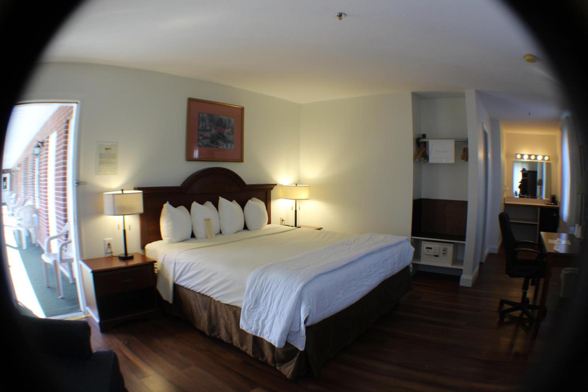Inn at Cemetery Hill photo 25
