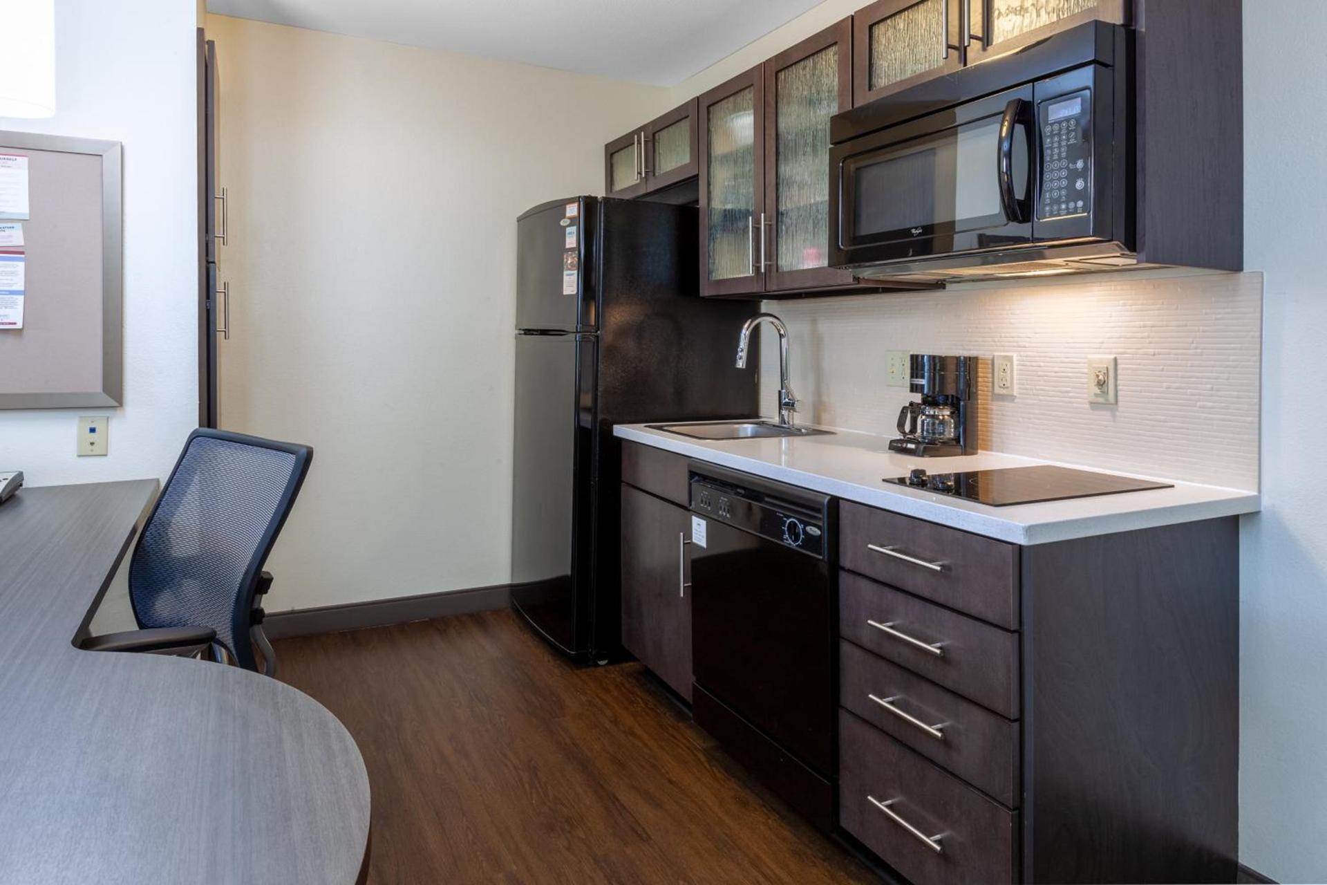 Candlewood Suites Kalamazoo by IHG photo 26
