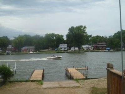 Waterfront Hotel and Marina photo 8