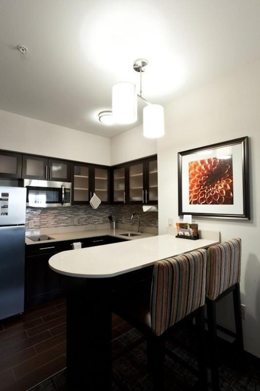 Staybridge Suites Houston - IAH Airport by IHG photo 7