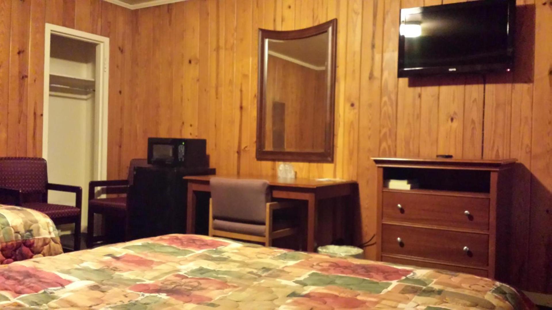 Texas Inn Motel photo 33