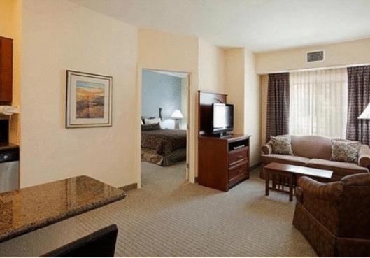 Staybridge Suites Lafayette-Airport by IHG photo 9