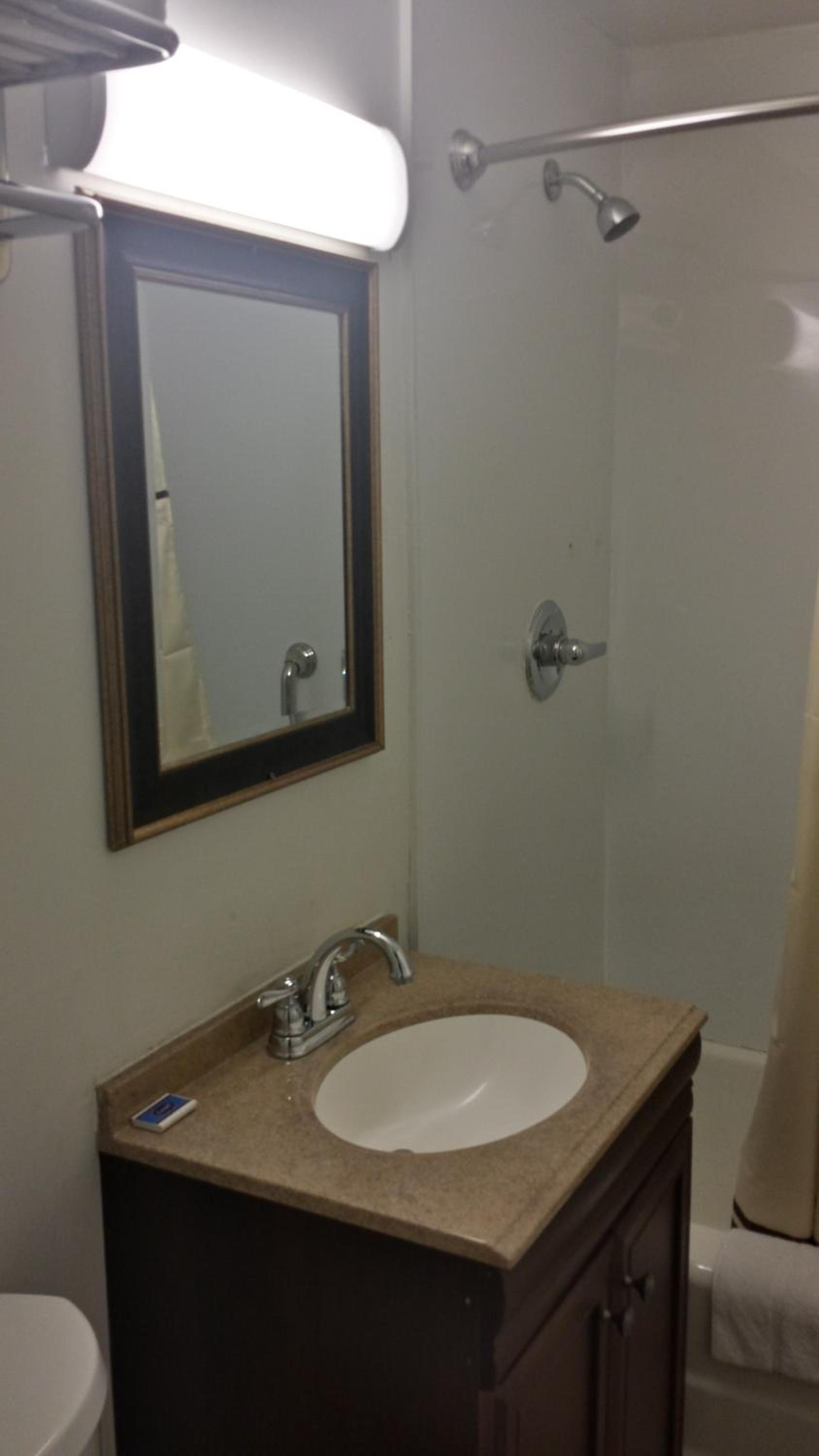 Budget Inn Fairport photo 22