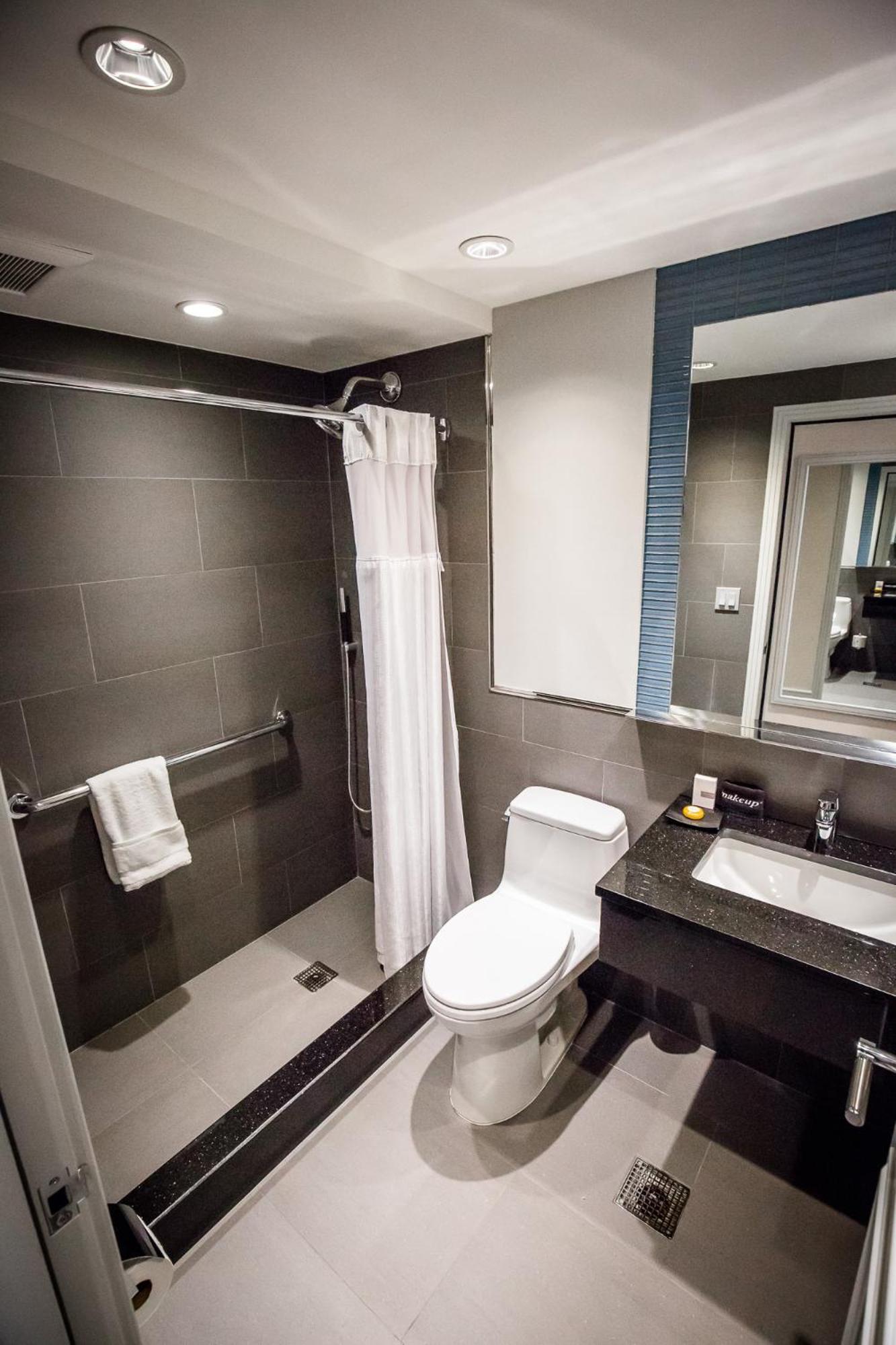 The Belvedere Hotel photo 42