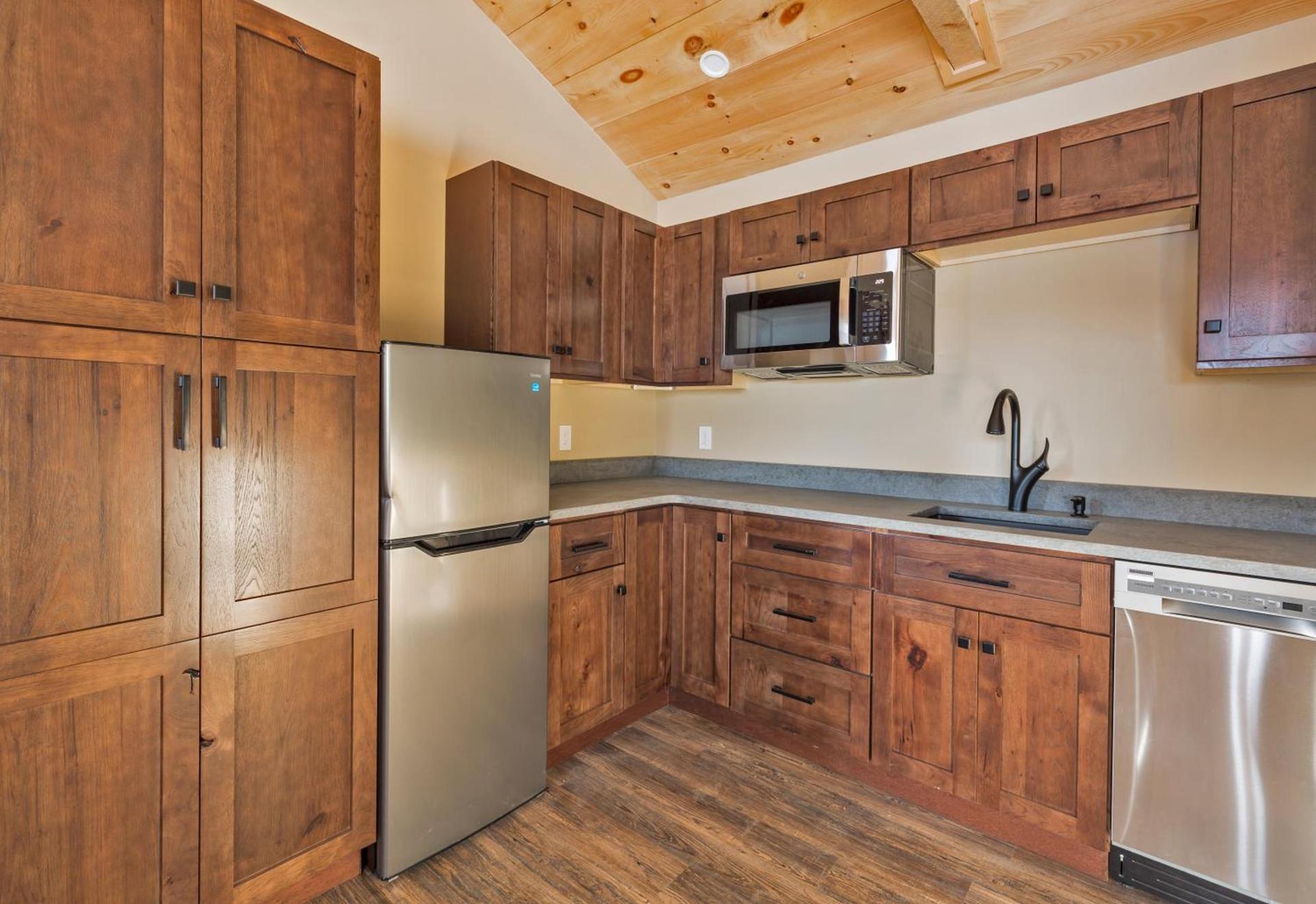 The Lodge by Sunapee Stays photo 2