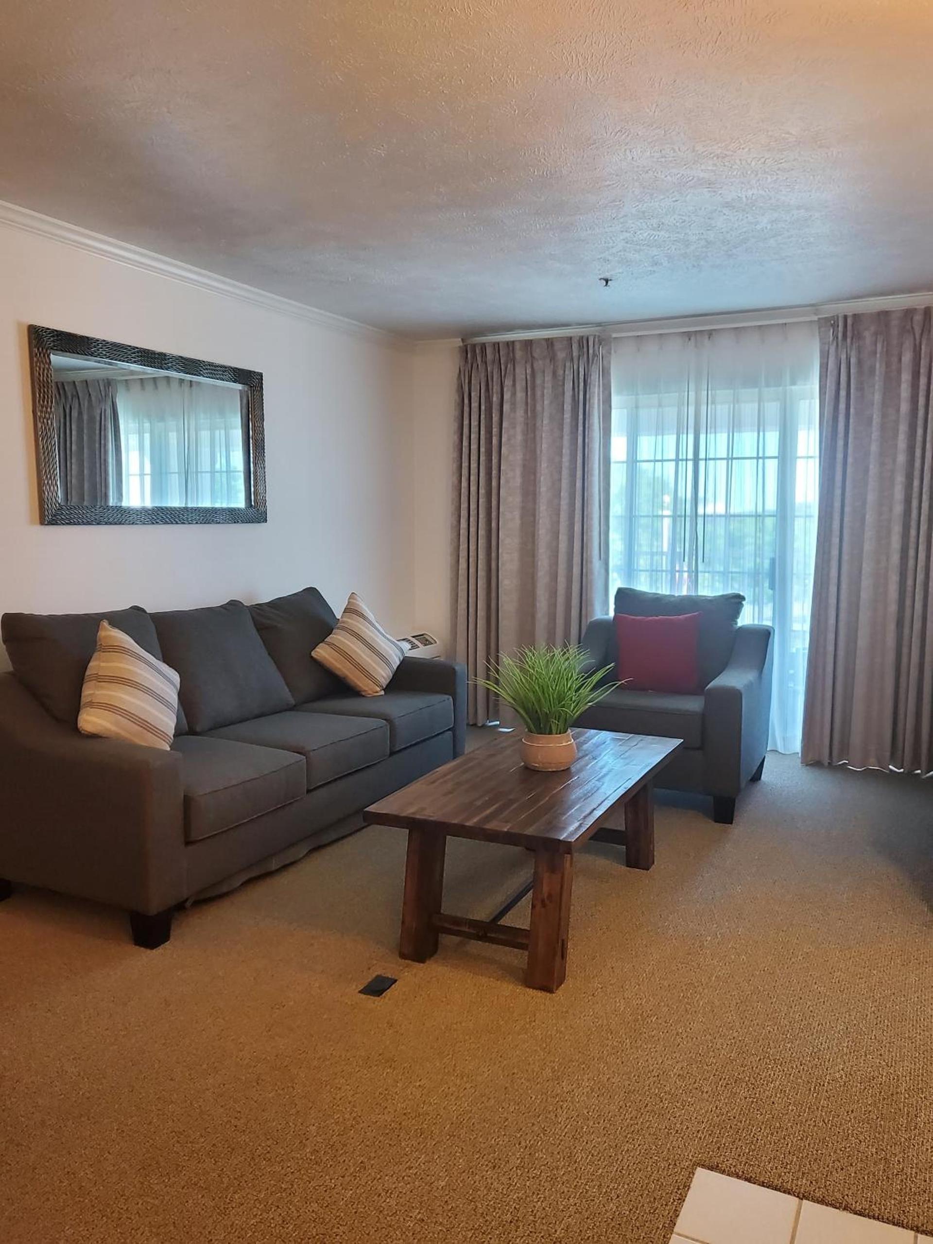 Tachi Palace Signature Hotel photo 7