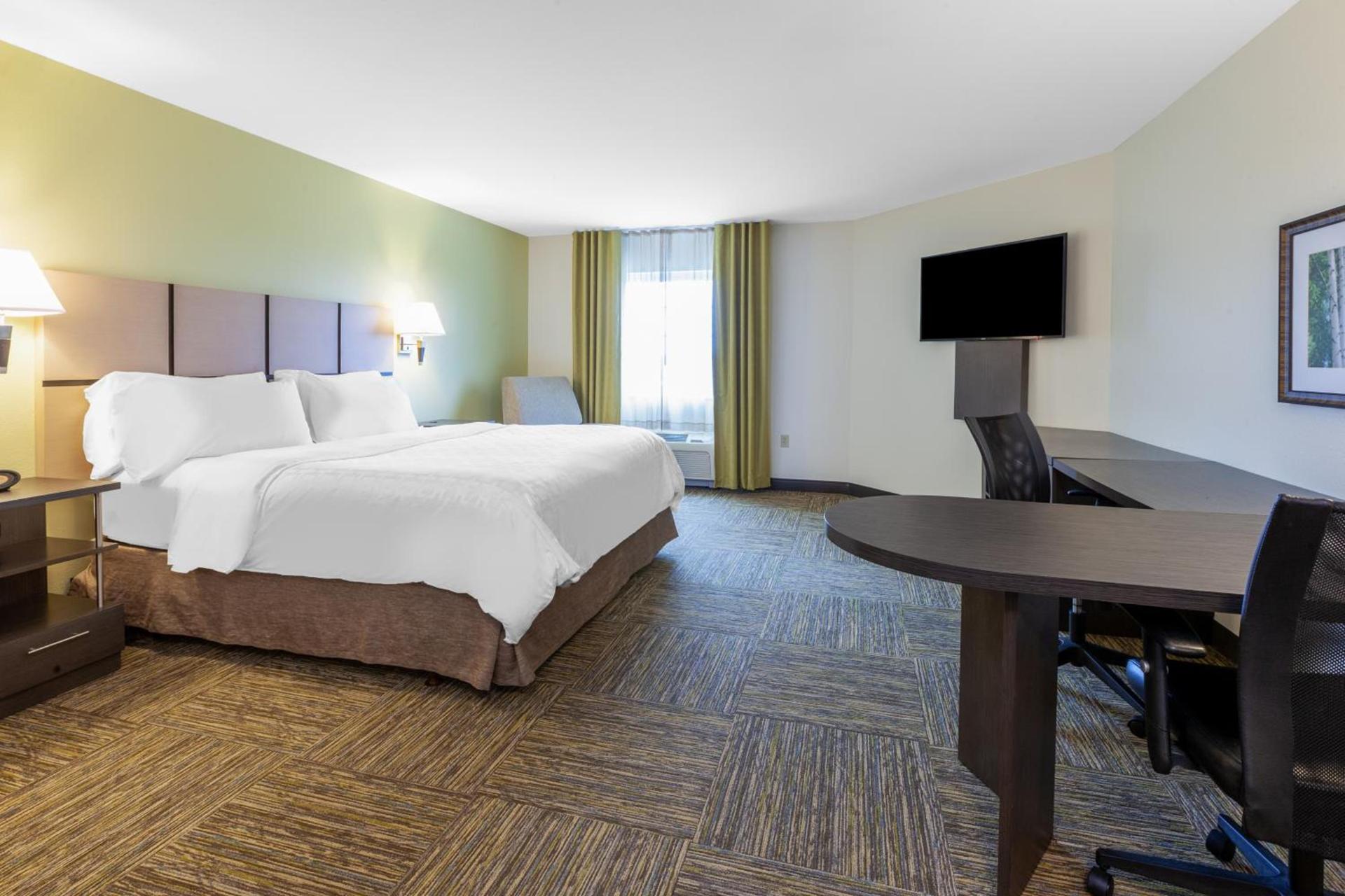 Candlewood Suites Kalamazoo by IHG photo 2