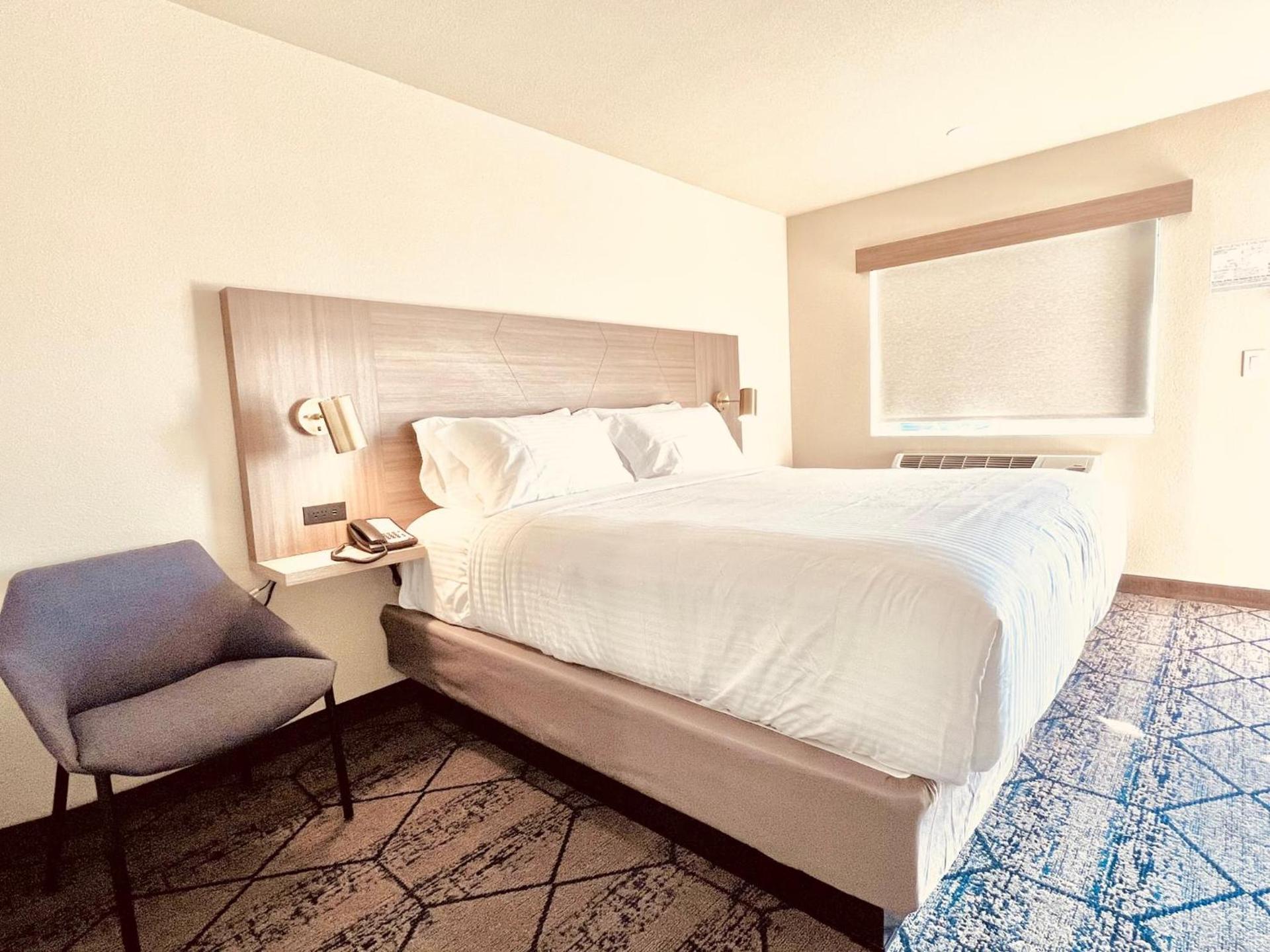 Ramada by Wyndham Modesto Yosemite Area photo 50