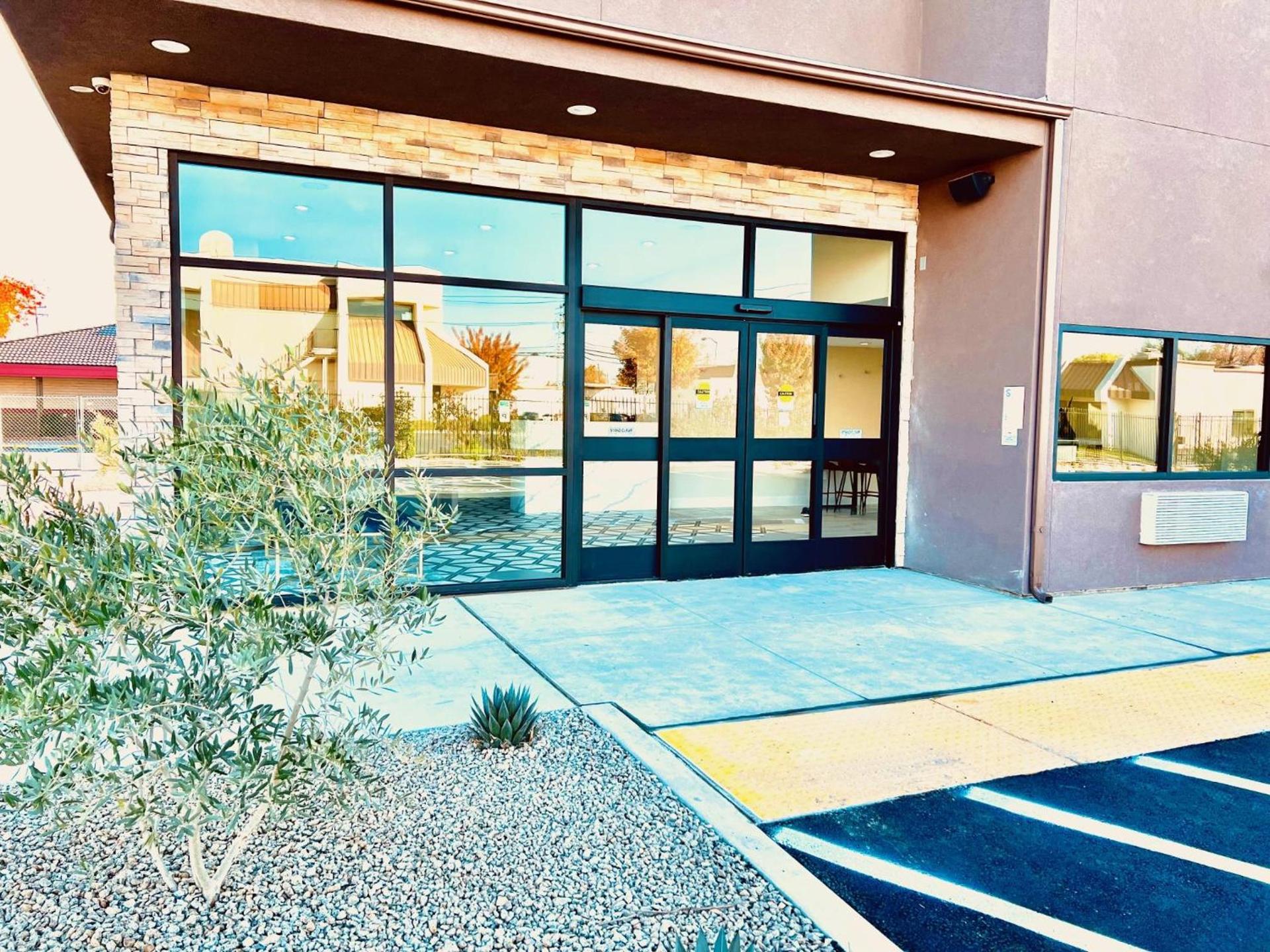 Ramada by Wyndham Modesto Yosemite Area photo 47