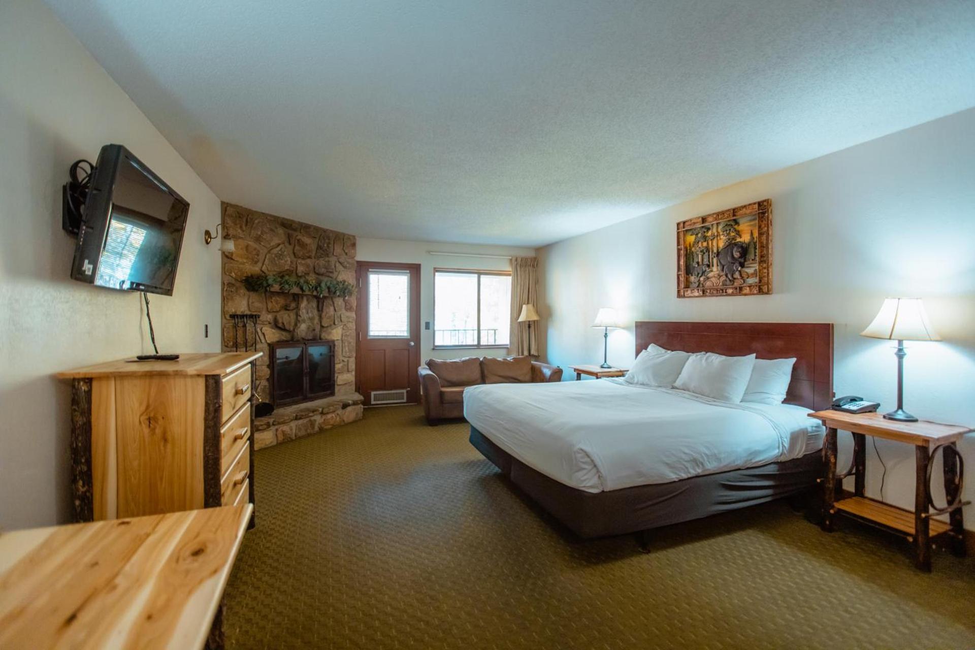 Brookside Lodge - Gatlinburg - On the River photo 68