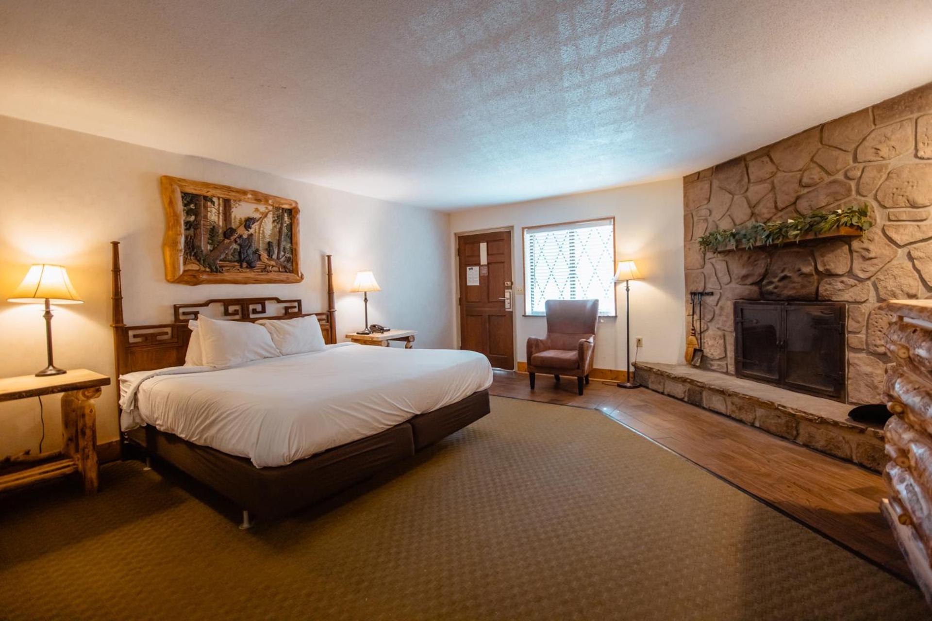 Brookside Lodge - Gatlinburg - On the River photo 85