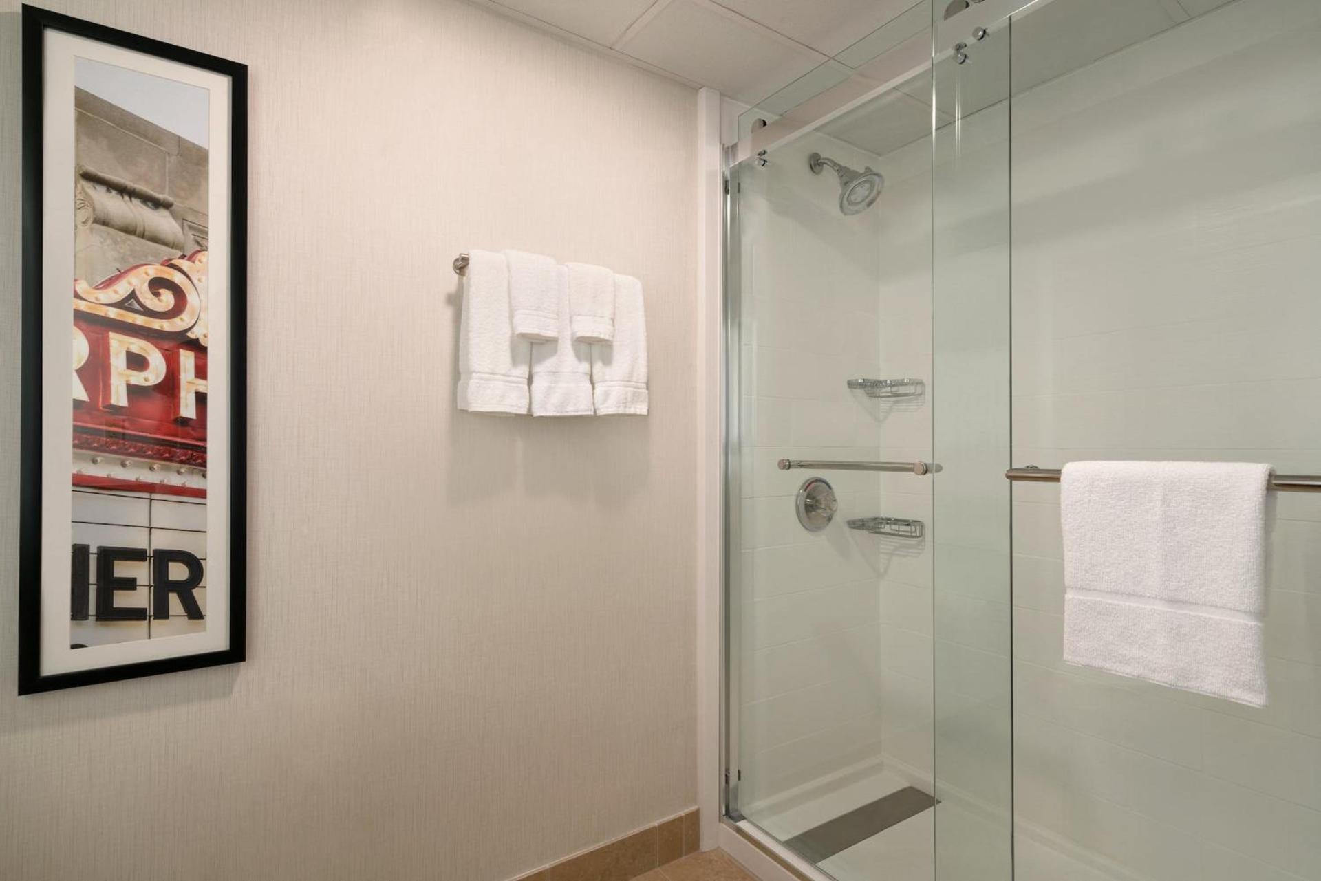 Crowne Plaza Englewood by IHG photo 22