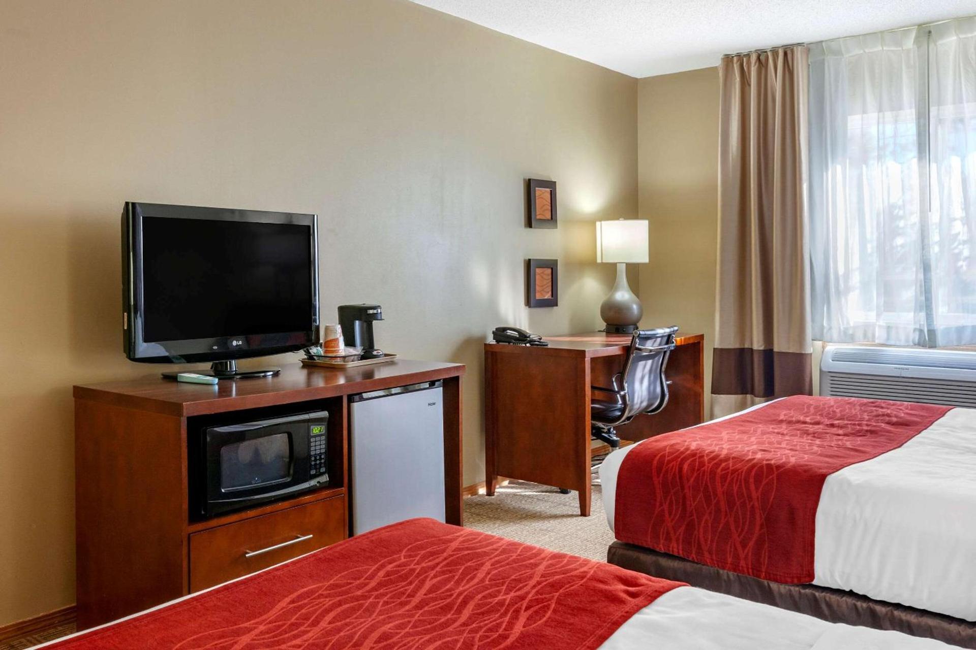 Comfort Inn Rhinelander photo 13