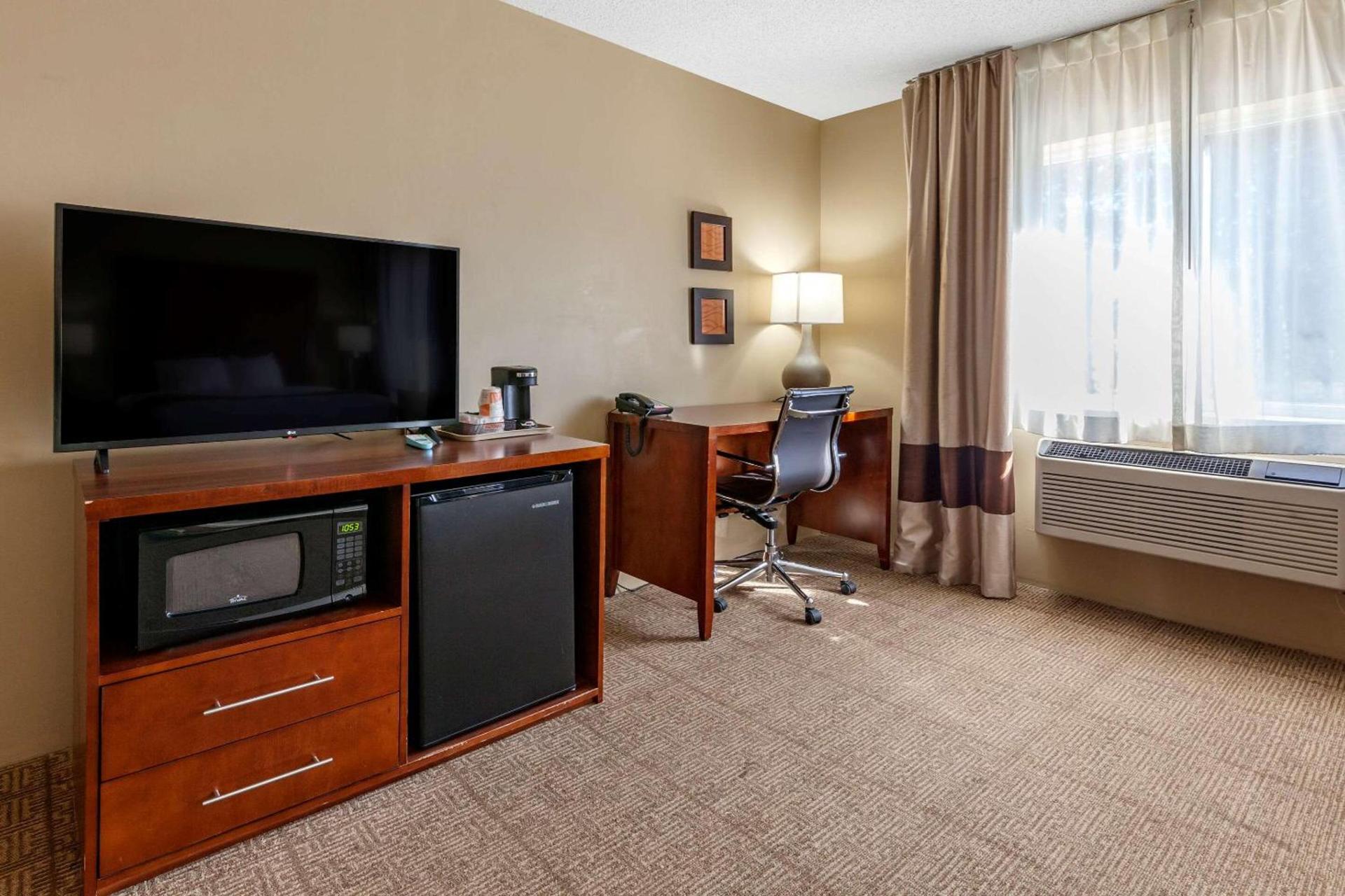 Comfort Inn Rhinelander photo 19