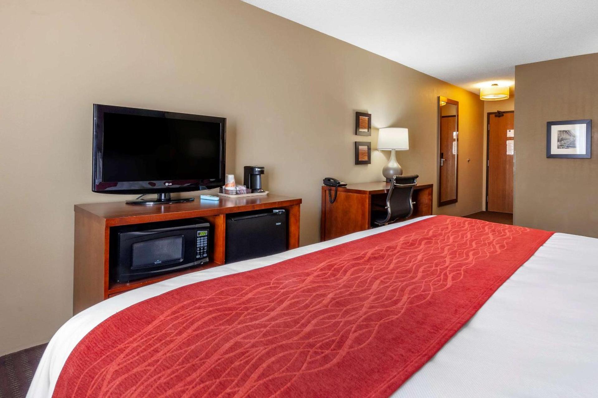 Comfort Inn Rhinelander photo 21