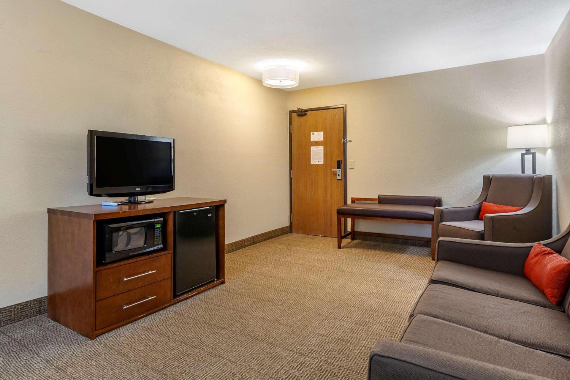 Comfort Inn Rhinelander photo 24