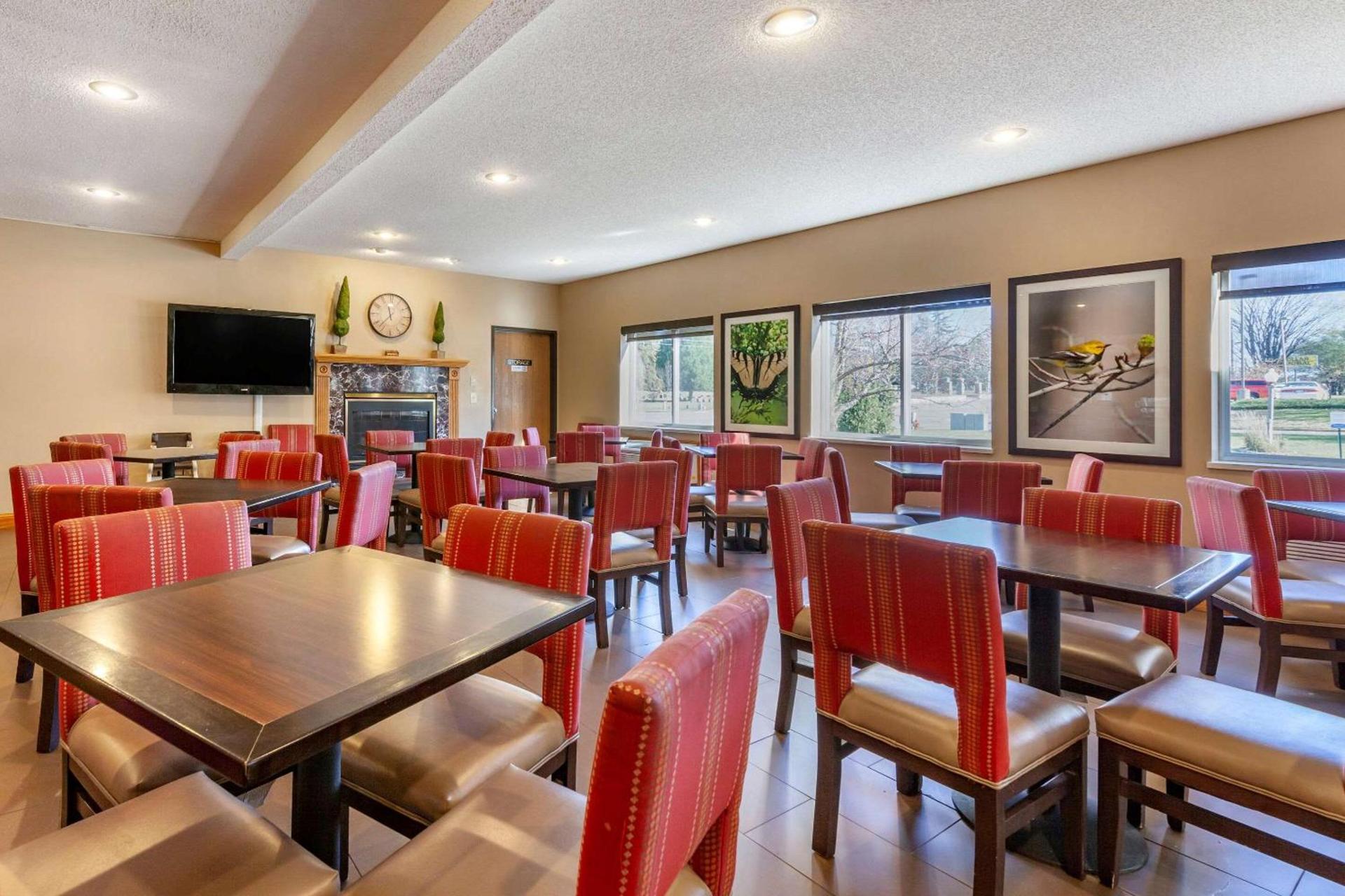 Comfort Inn Rhinelander photo 30