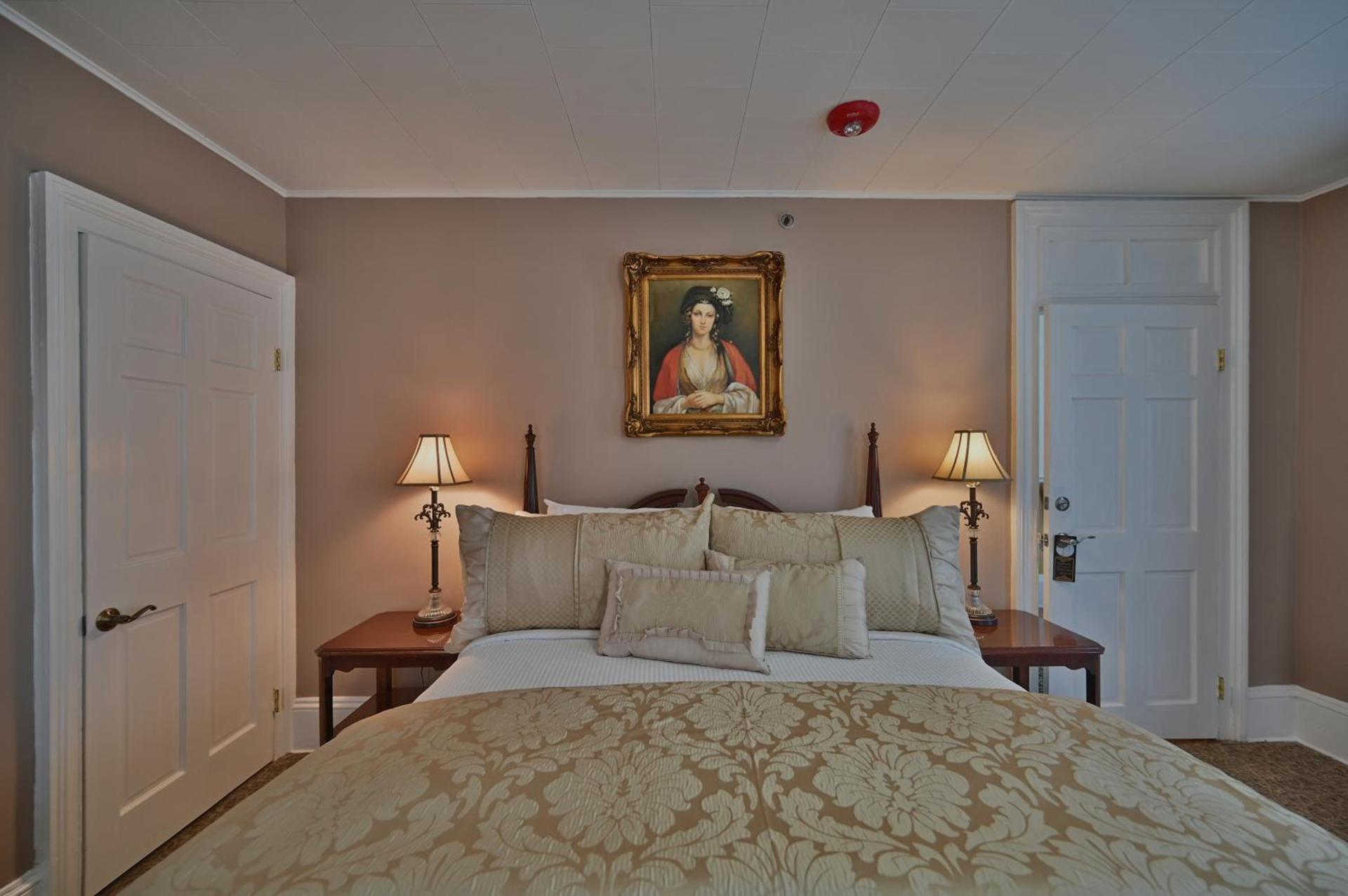 Tom Quick Inn photo 32