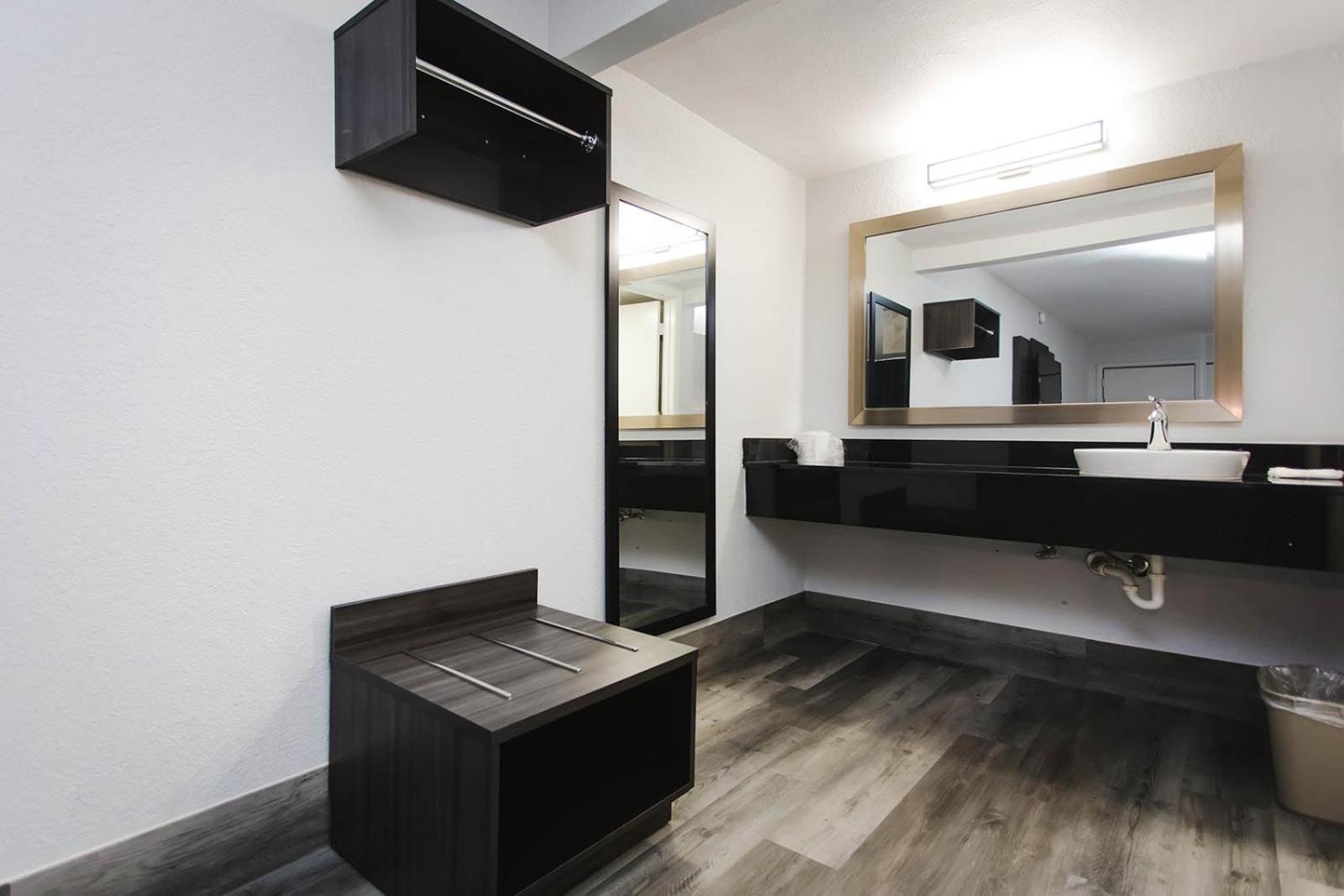 Studio 6 Houston TX Medical Center NRG Stadium photo 17