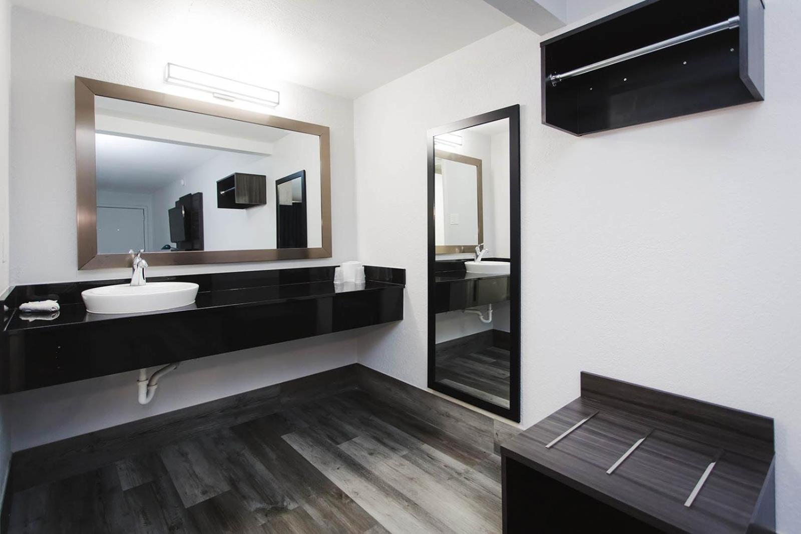Studio 6 Houston TX Medical Center NRG Stadium photo 20