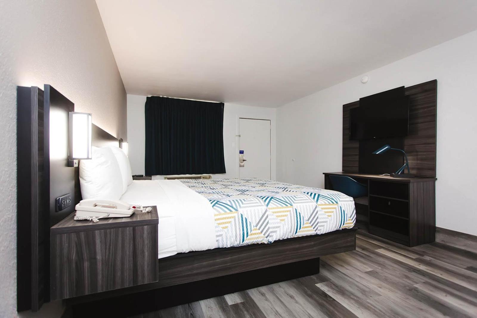 Studio 6 Houston TX Medical Center NRG Stadium photo 22