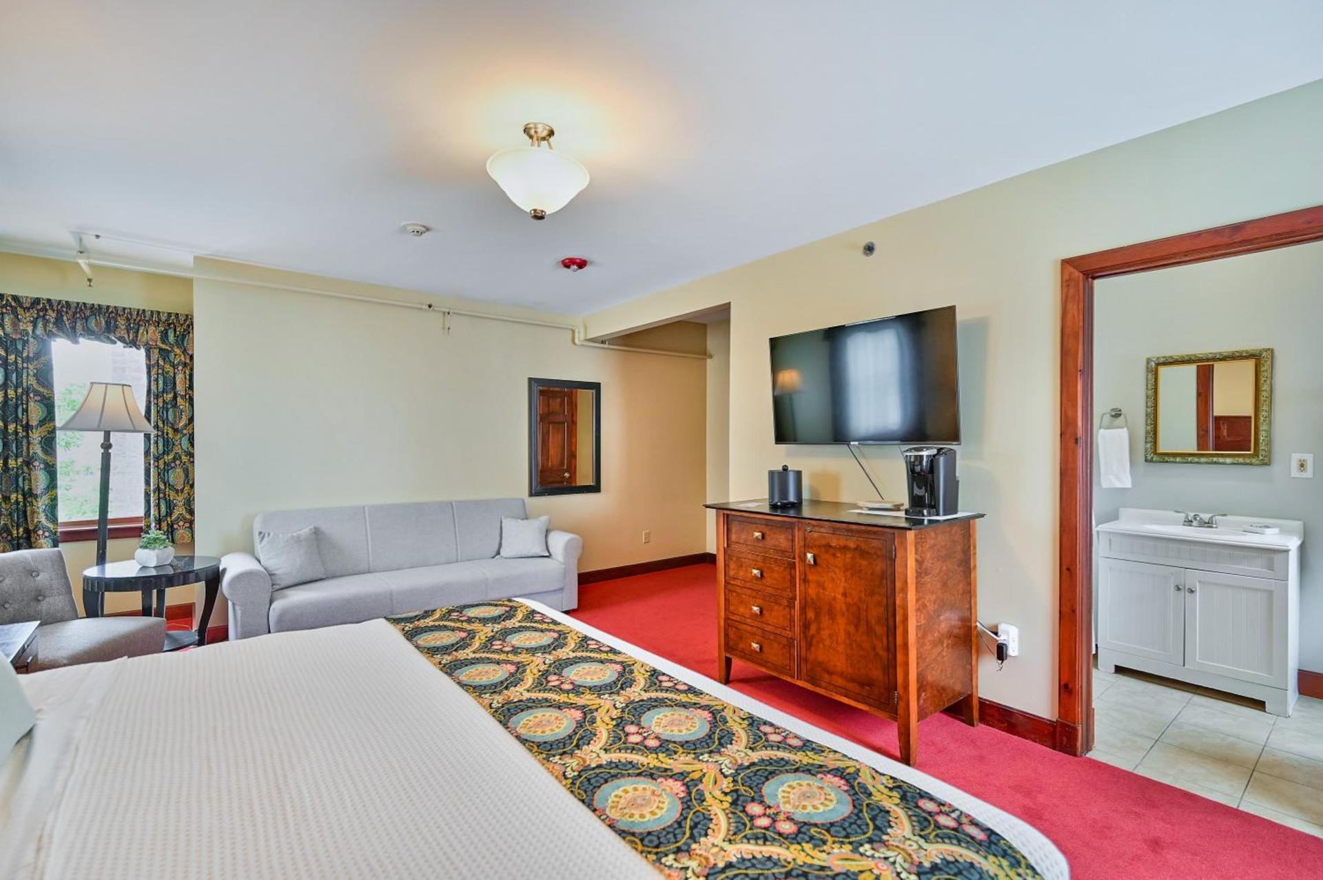 Tom Quick Inn photo 9