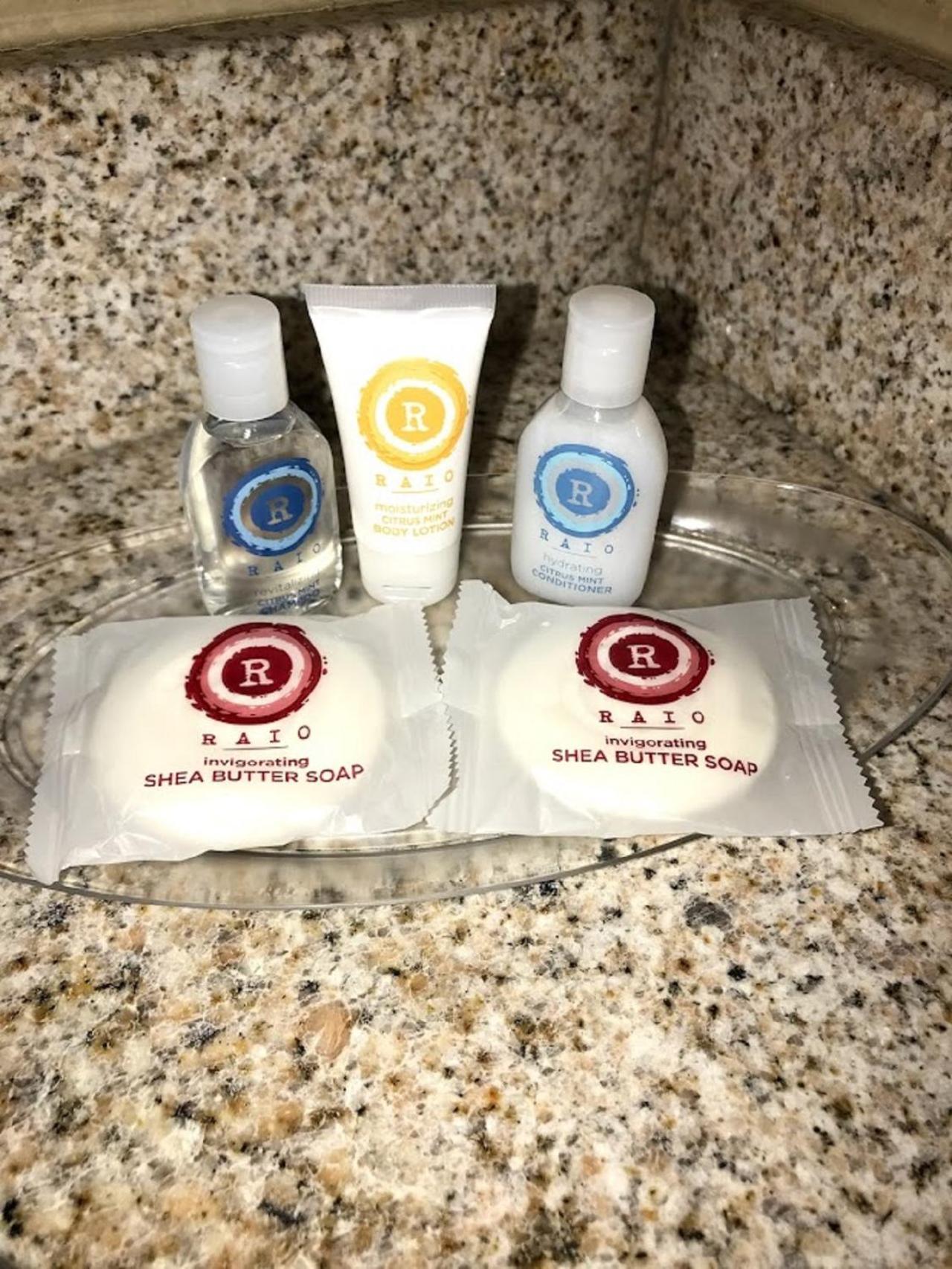 Comfort Suites Outlet Center photo 37