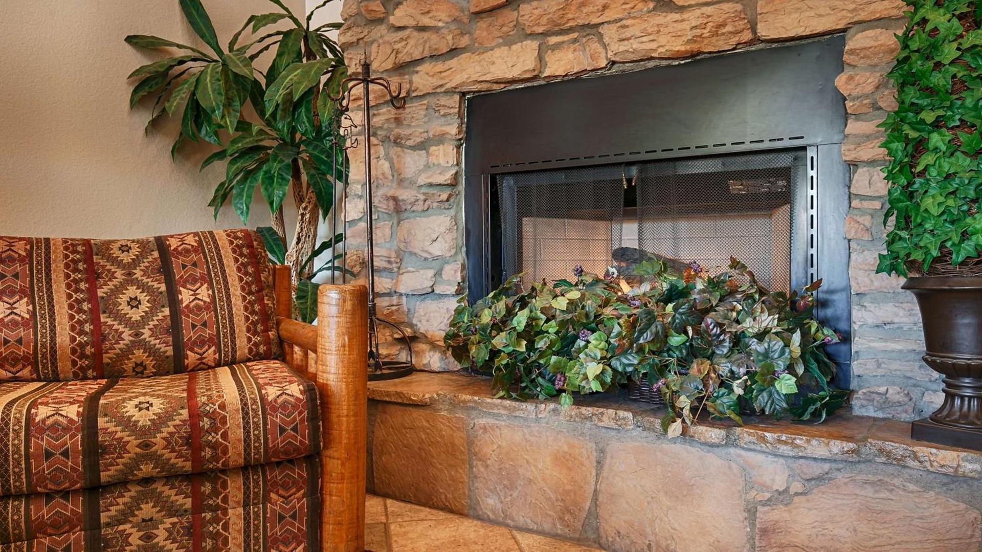 Best Western Gold Canyon Inn & Suites photo 4
