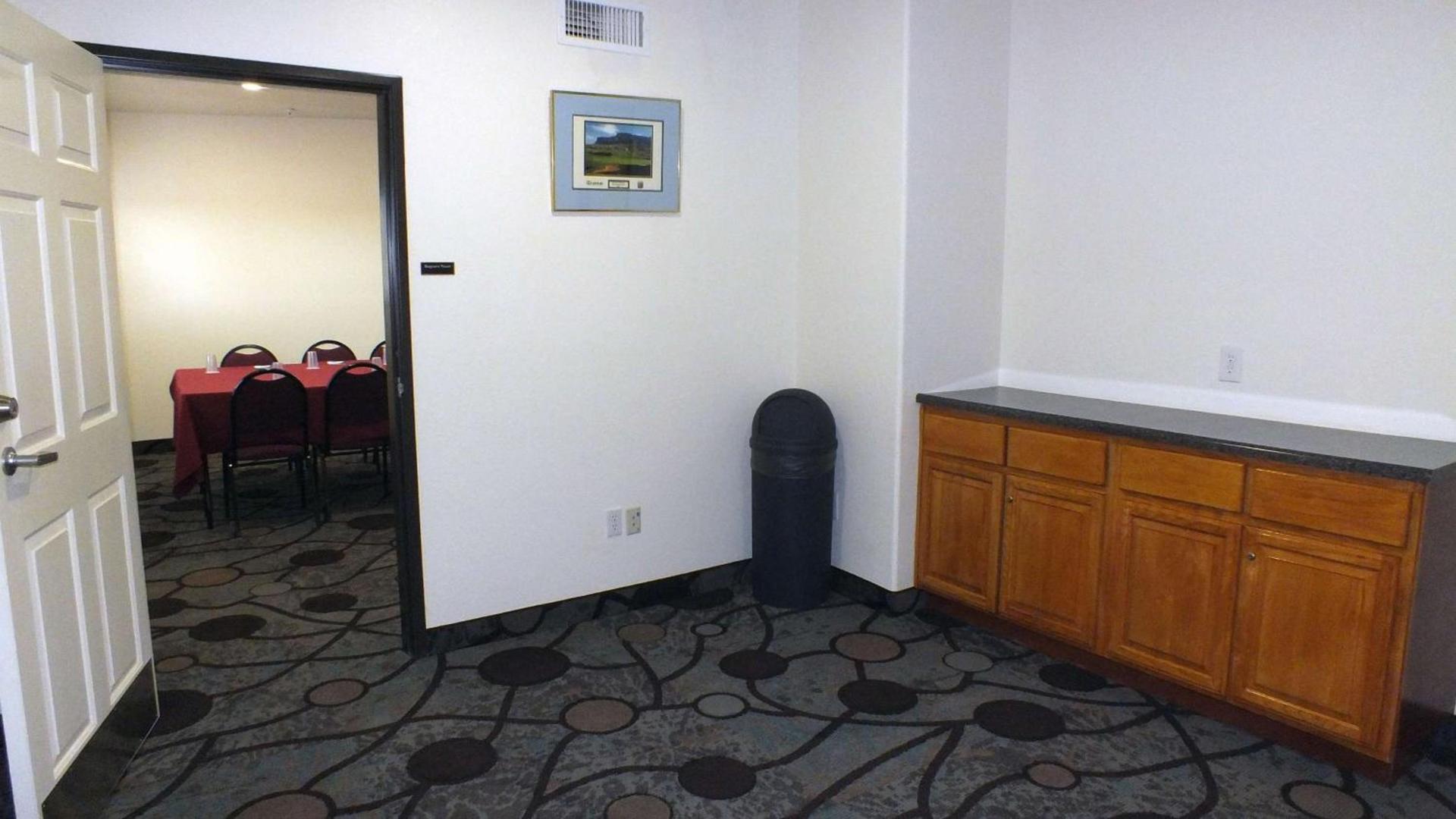Best Western Gold Canyon Inn & Suites photo 46