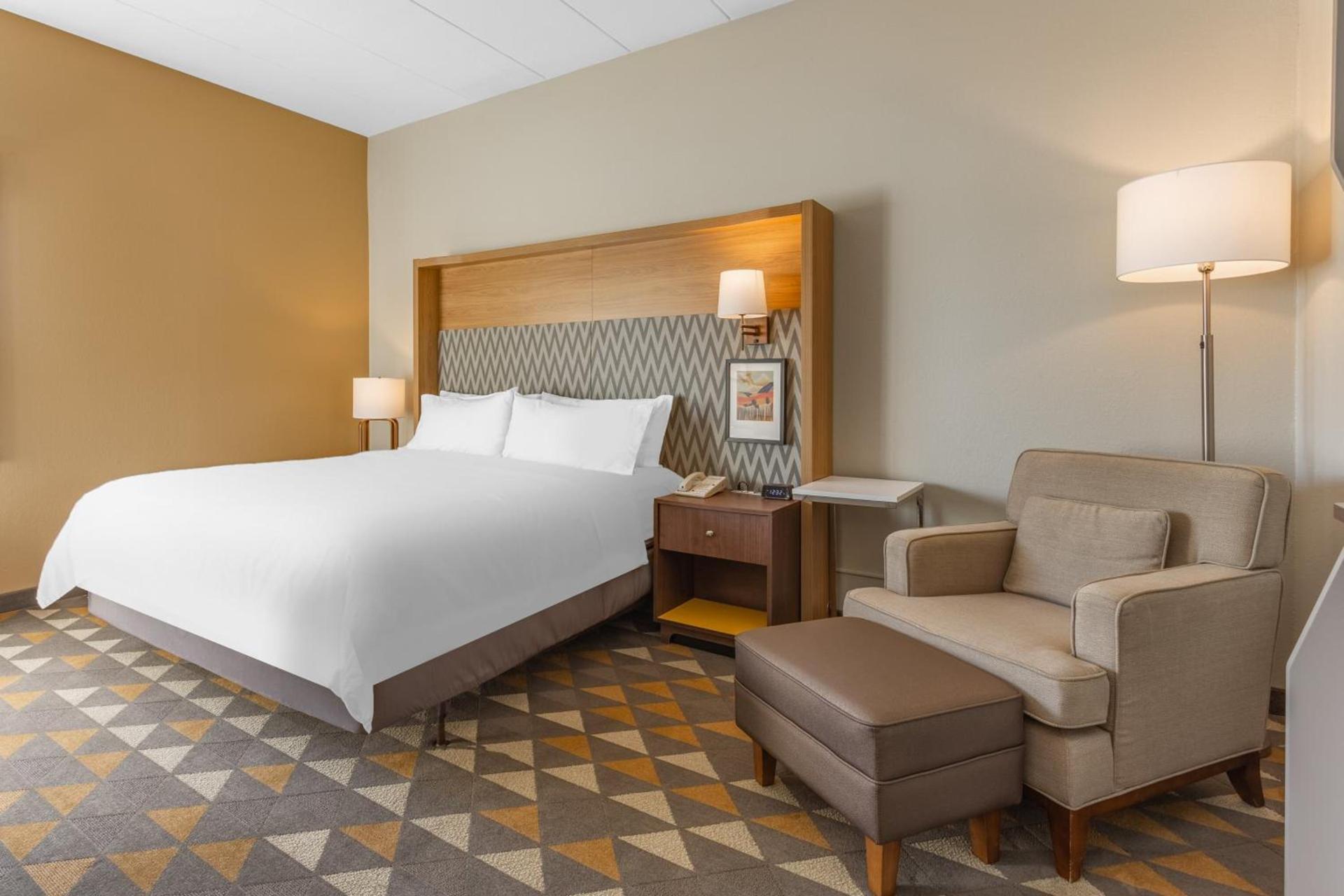 Holiday Inn Rockford I-90&Rt 20 State St by IHG photo 21