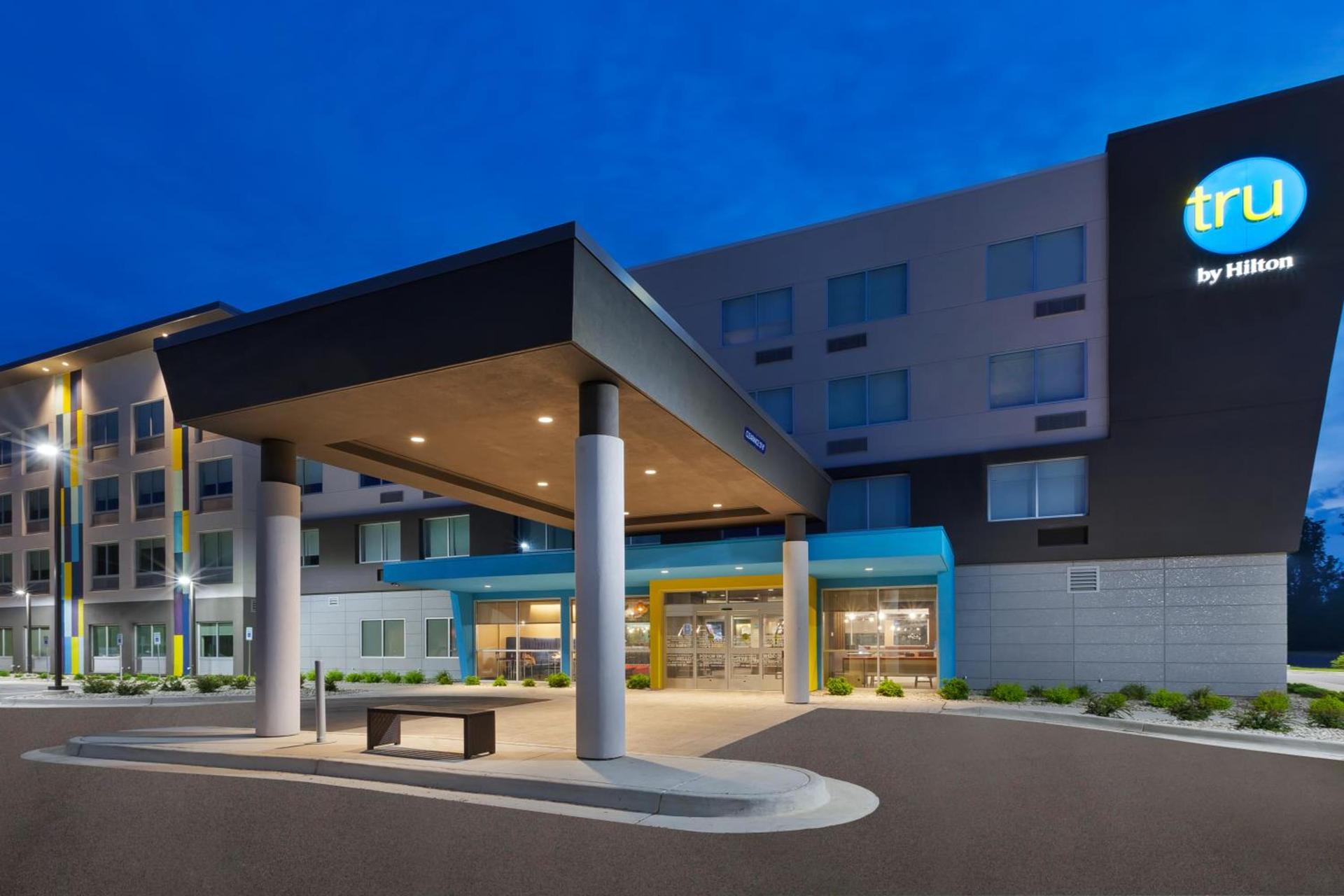 Tru By Hilton Comstock Park Grand Rapids, MI — hotel in Comstock Park