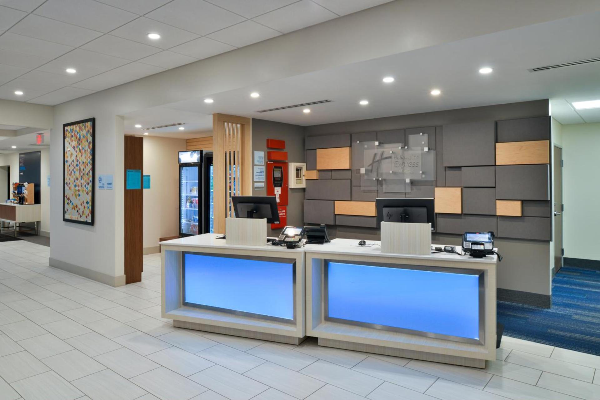 Holiday Inn Express Orlando - South Park by IHG photo 20