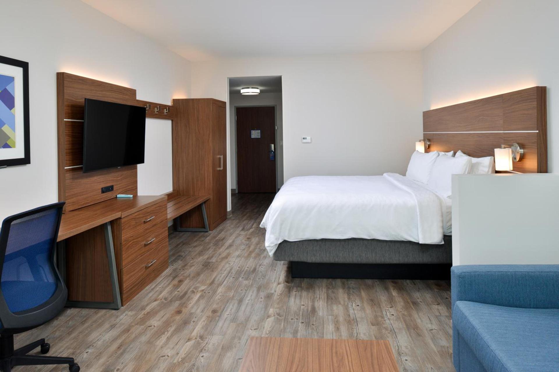 Holiday Inn Express Orlando - South Park by IHG photo 32