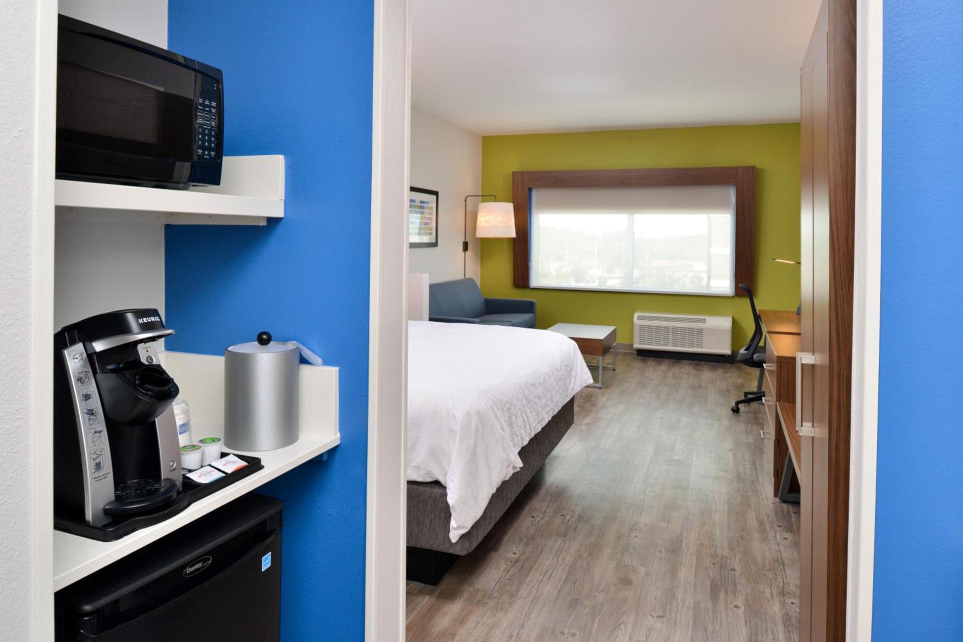 Holiday Inn Express Orlando - South Park by IHG photo 31