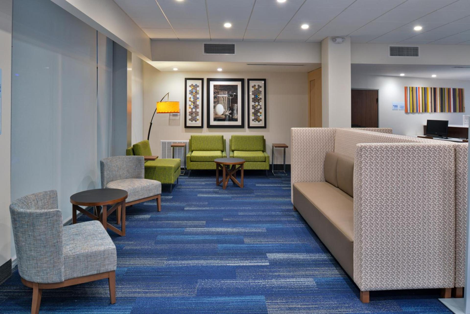 Holiday Inn Express Orlando - South Park by IHG photo 39