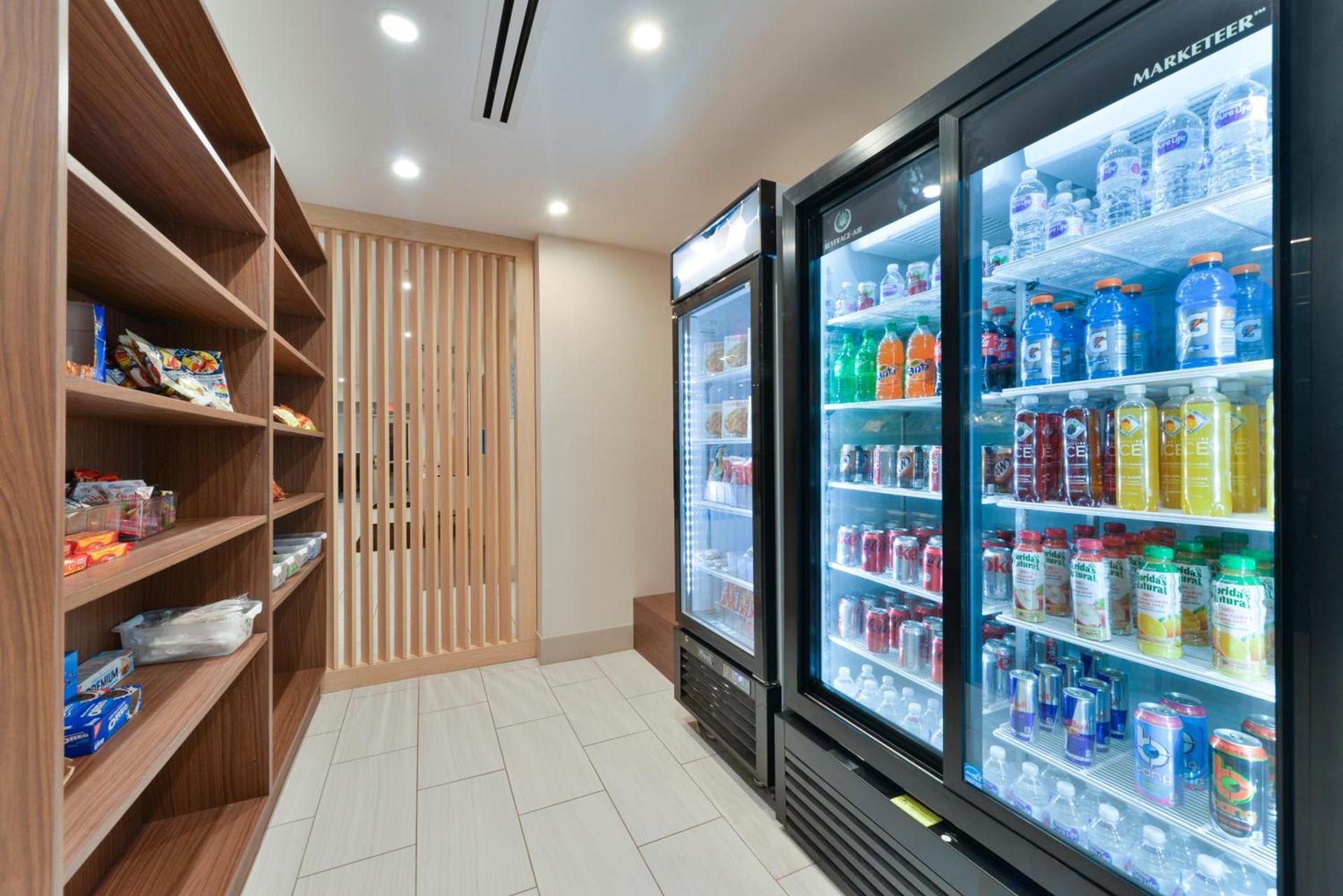 Holiday Inn Express Orlando - South Park by IHG photo 60