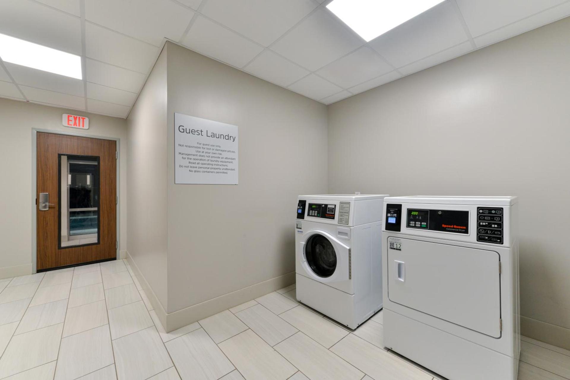 Holiday Inn Express Orlando - South Park by IHG photo 59