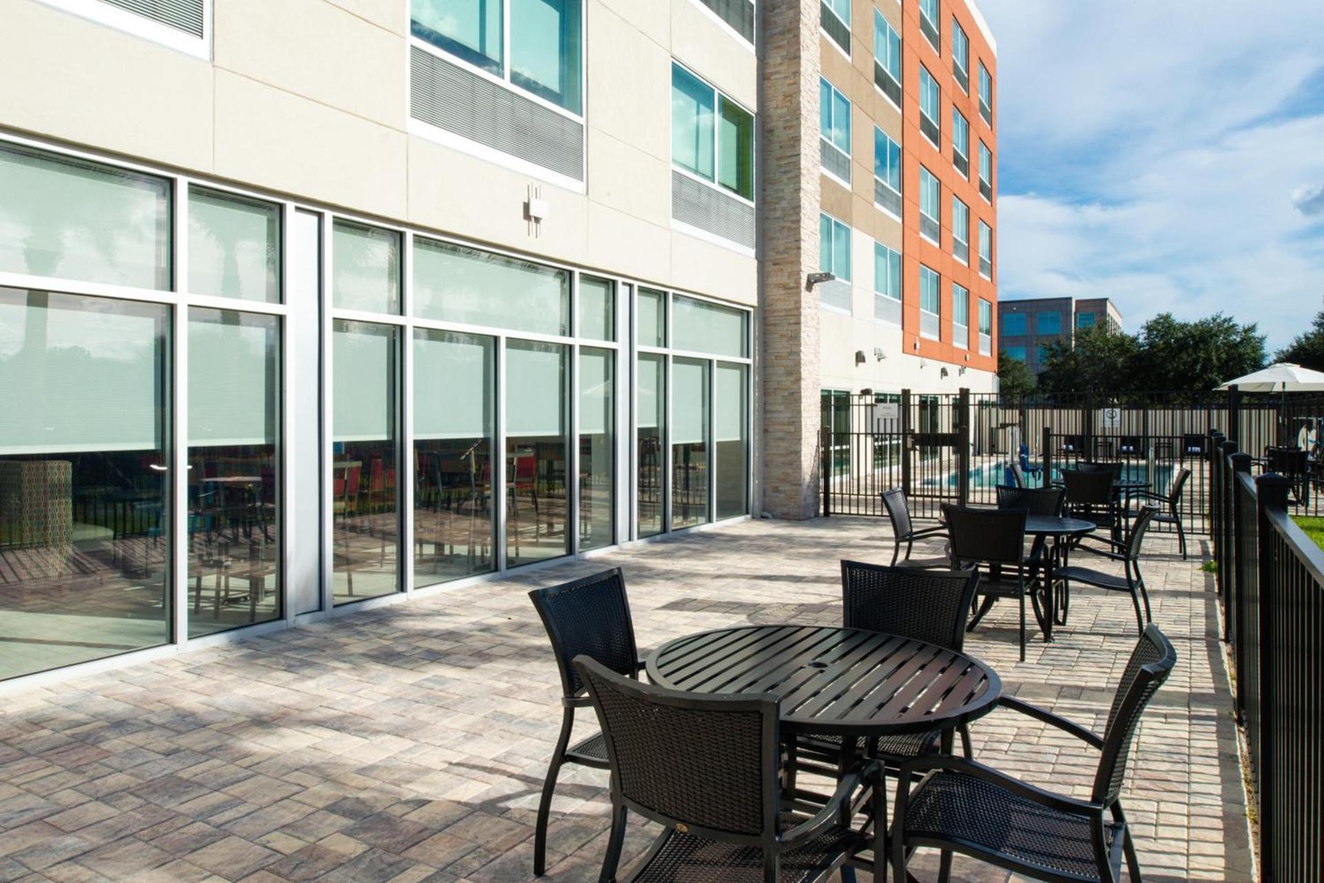 Holiday Inn Express Orlando - South Park by IHG photo 63