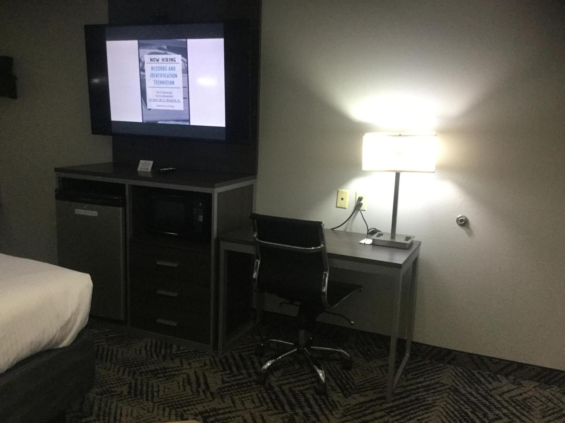 Muskogee Inn and Suites photo 4