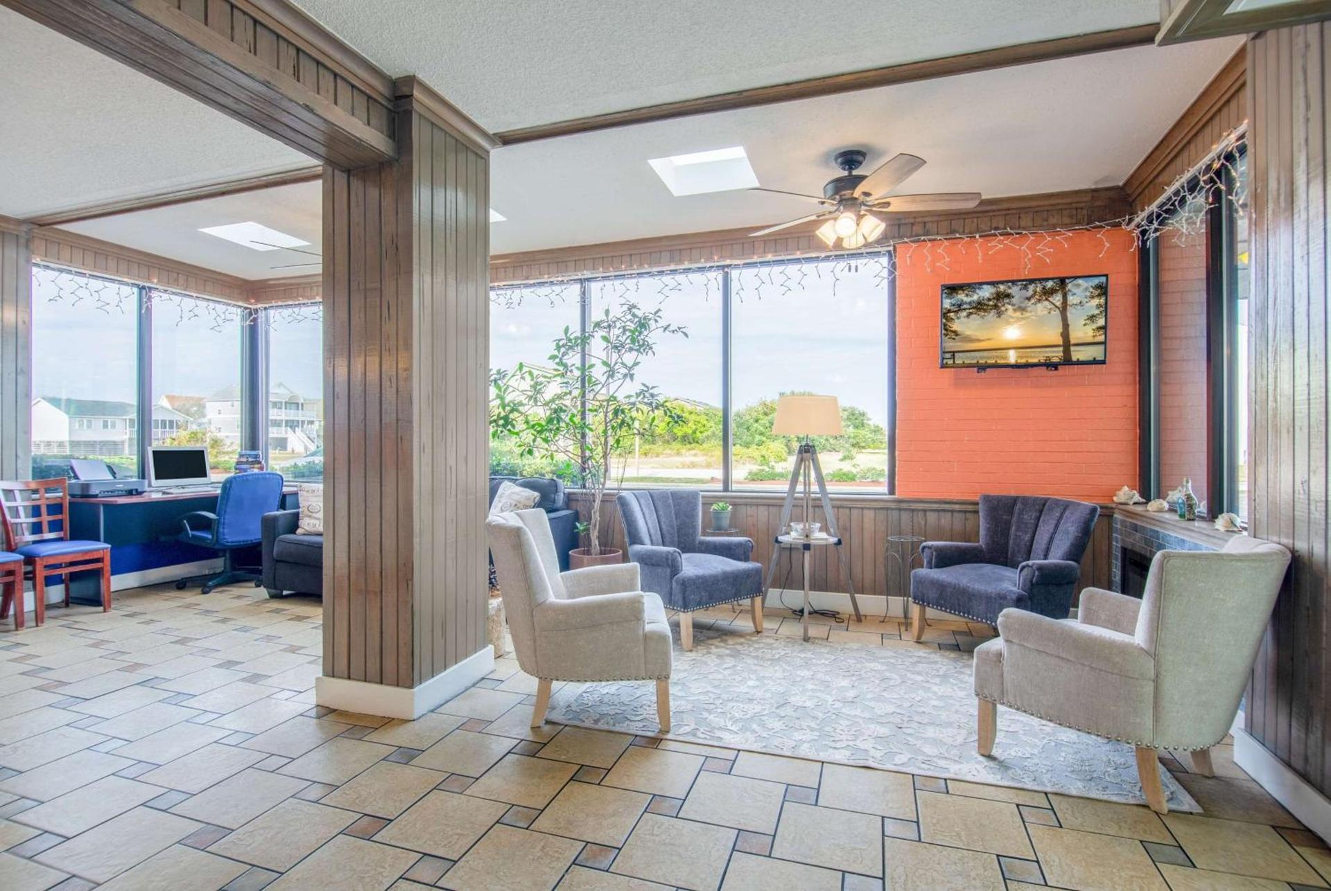 Travelodge by Wyndham Outer Banks/Kill Devil Hills photo 6