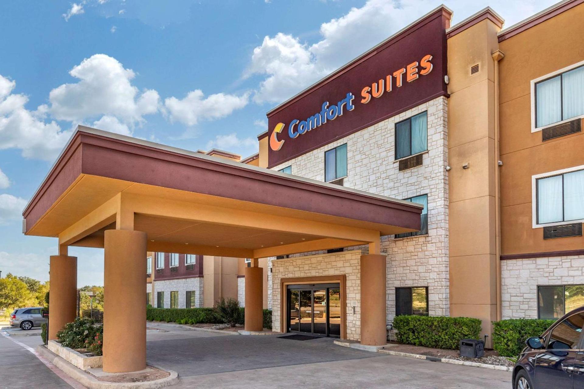 Comfort Suites Georgetown photo 2