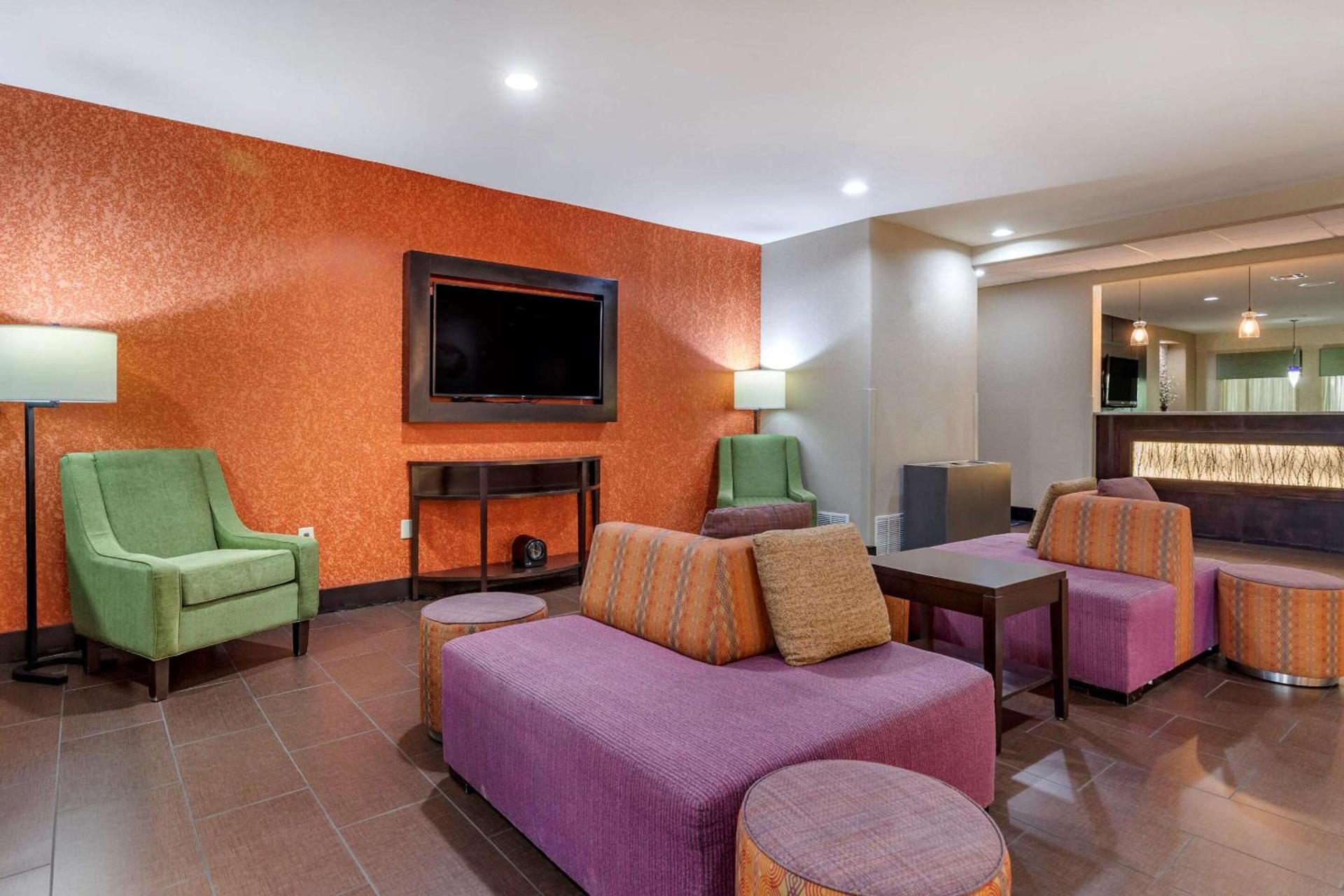 Comfort Suites Georgetown photo 4