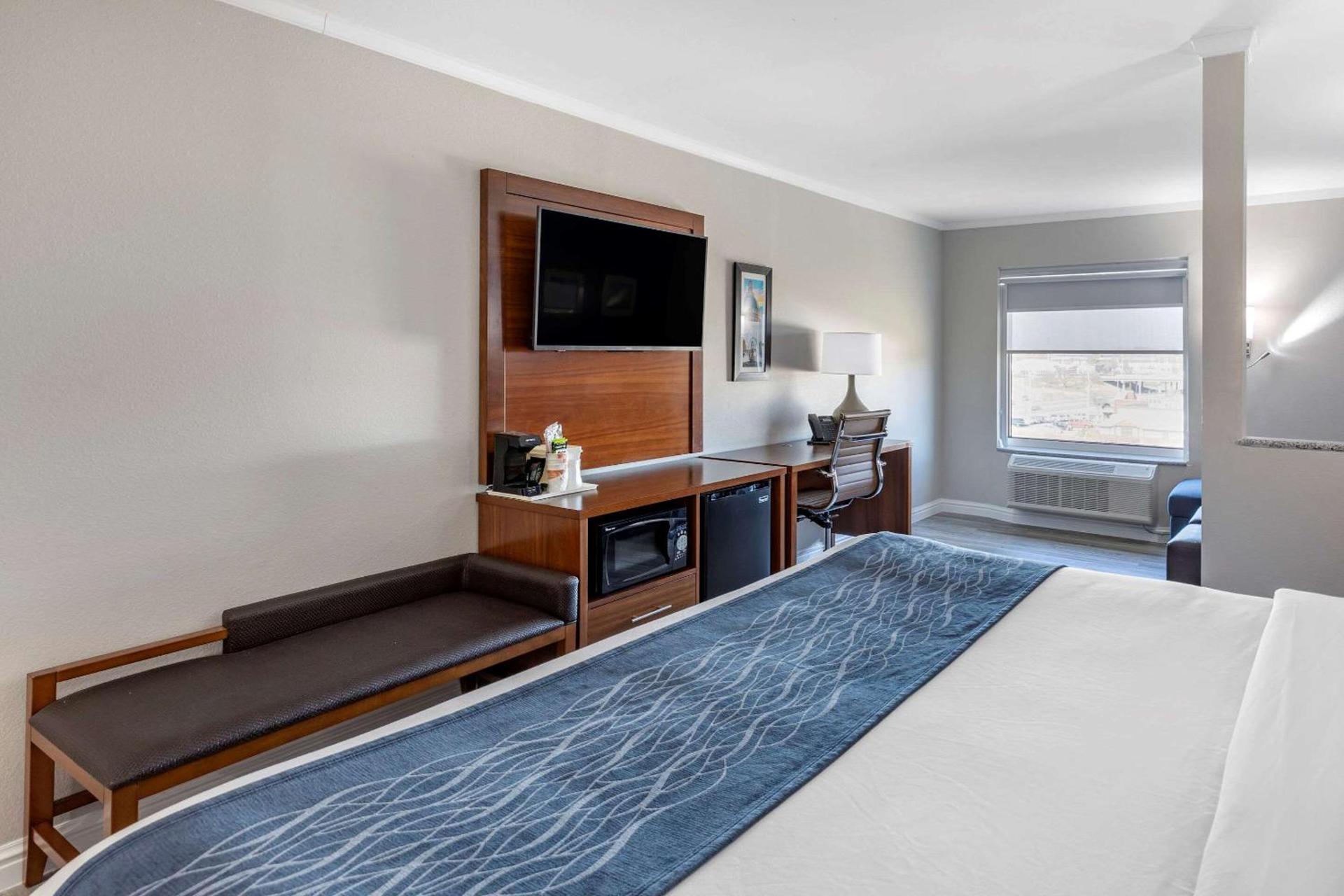 Comfort Suites St Louis - Sunset Hills photo 15