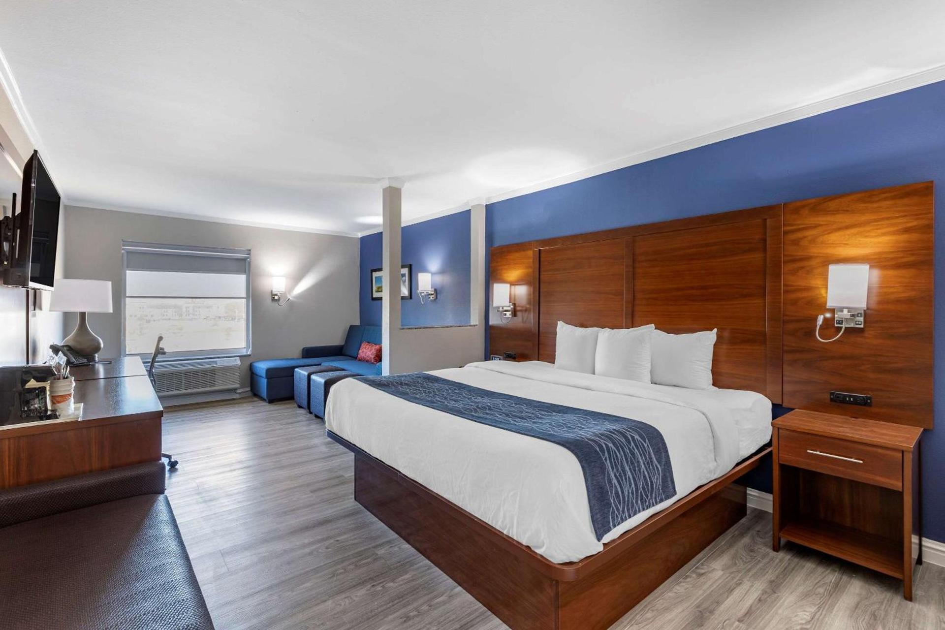 Comfort Suites St Louis - Sunset Hills photo 16