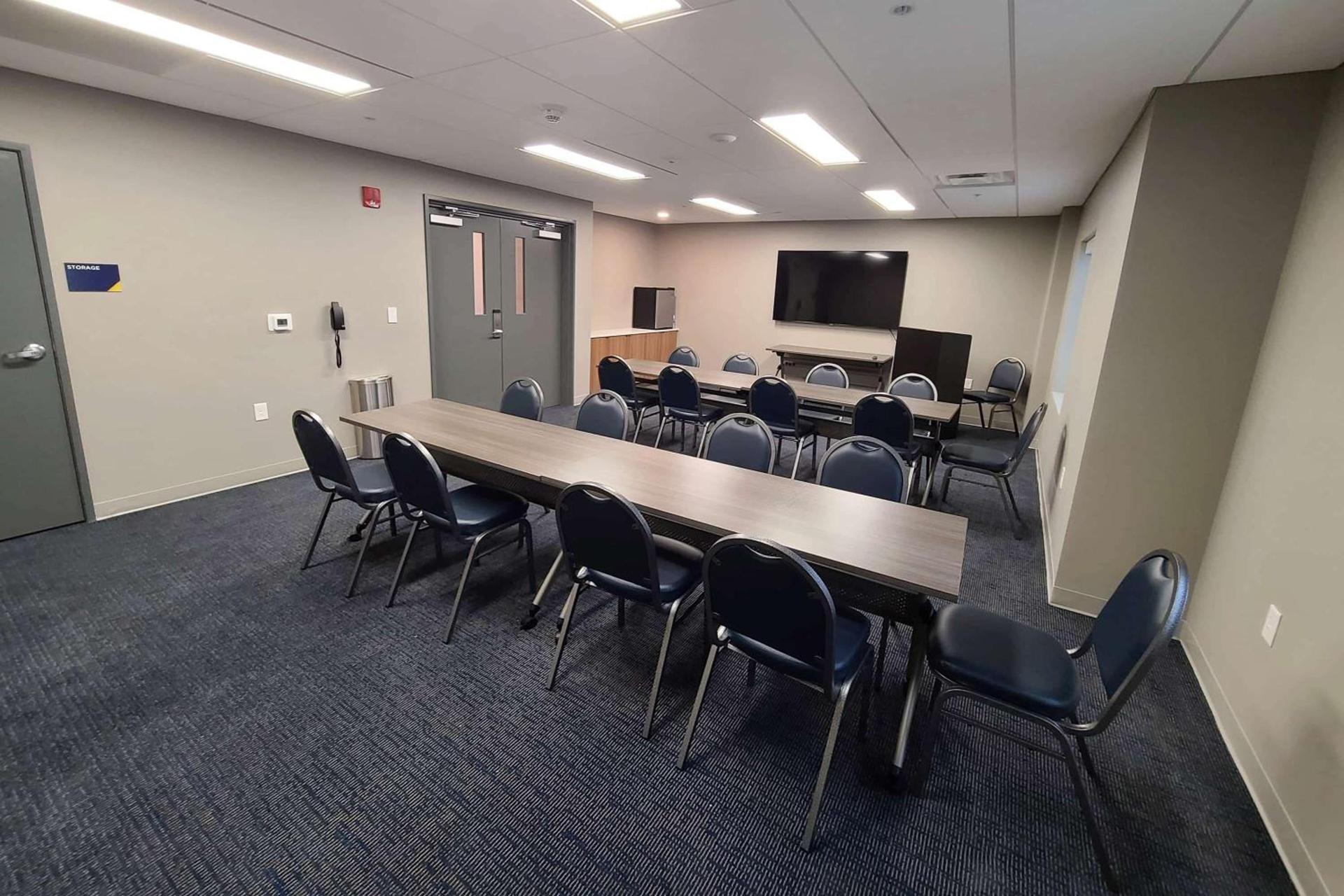 Microtel Inn & Suites by Wyndham Milford photo 19